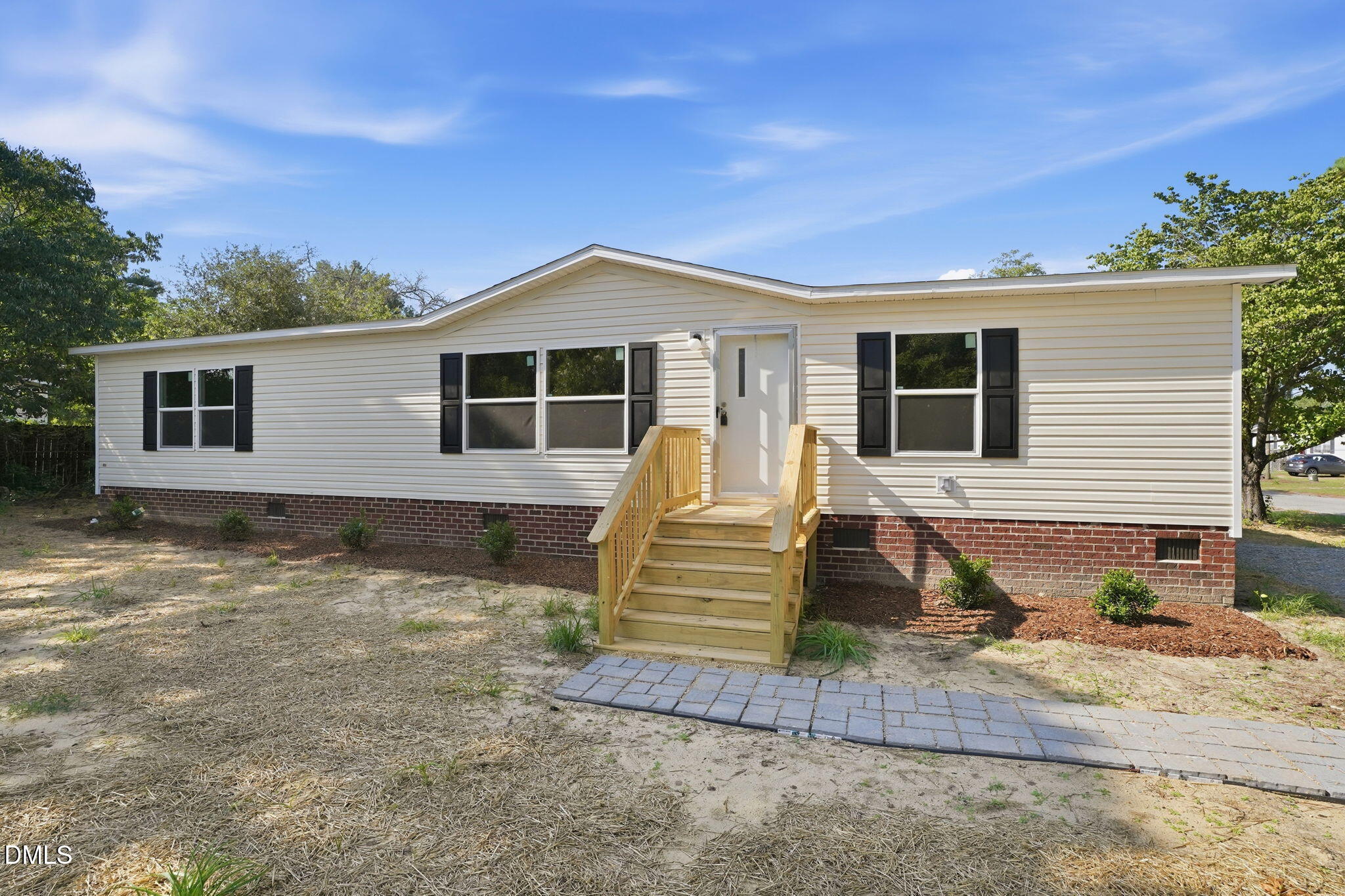 main property photo 31