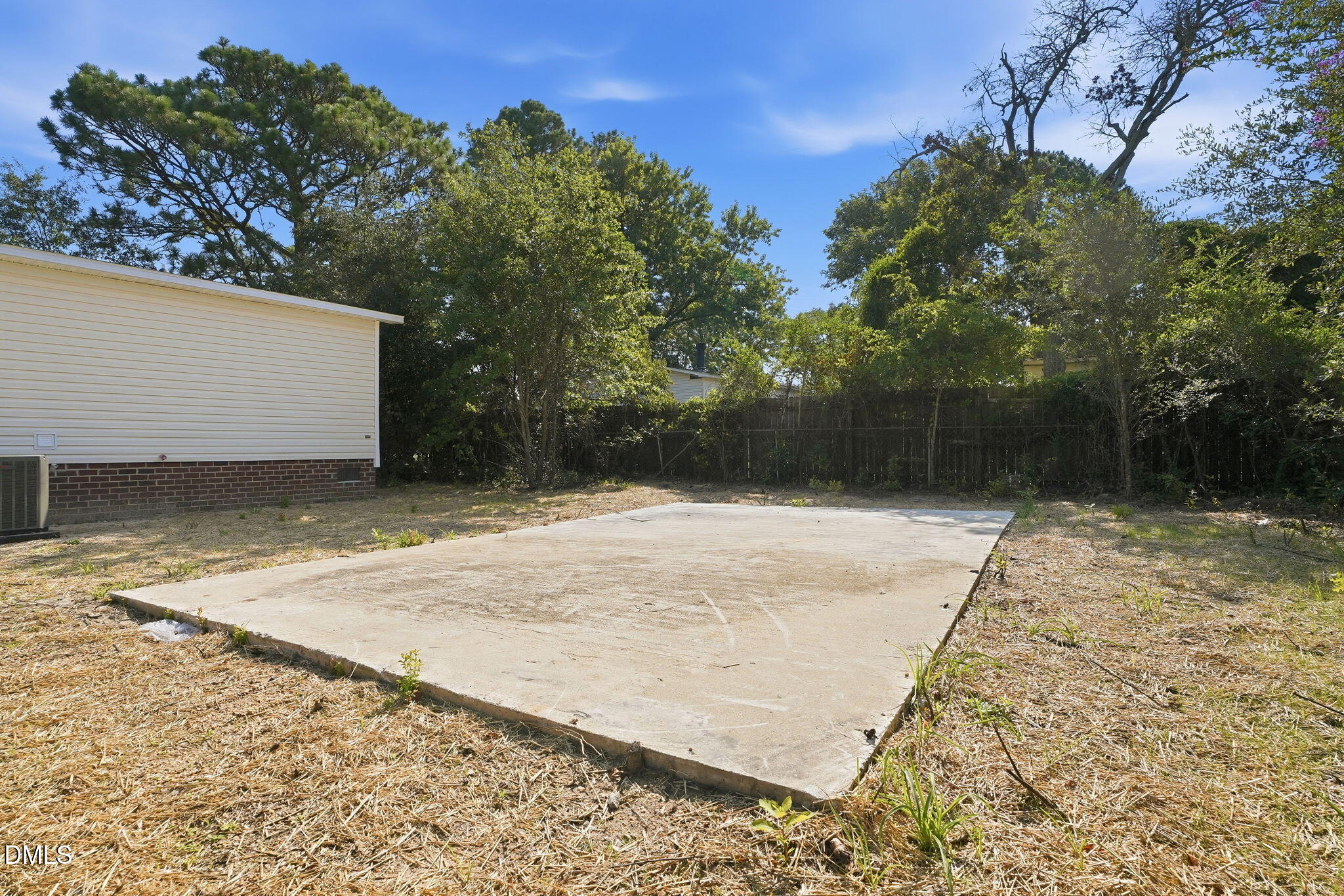 main property photo 41