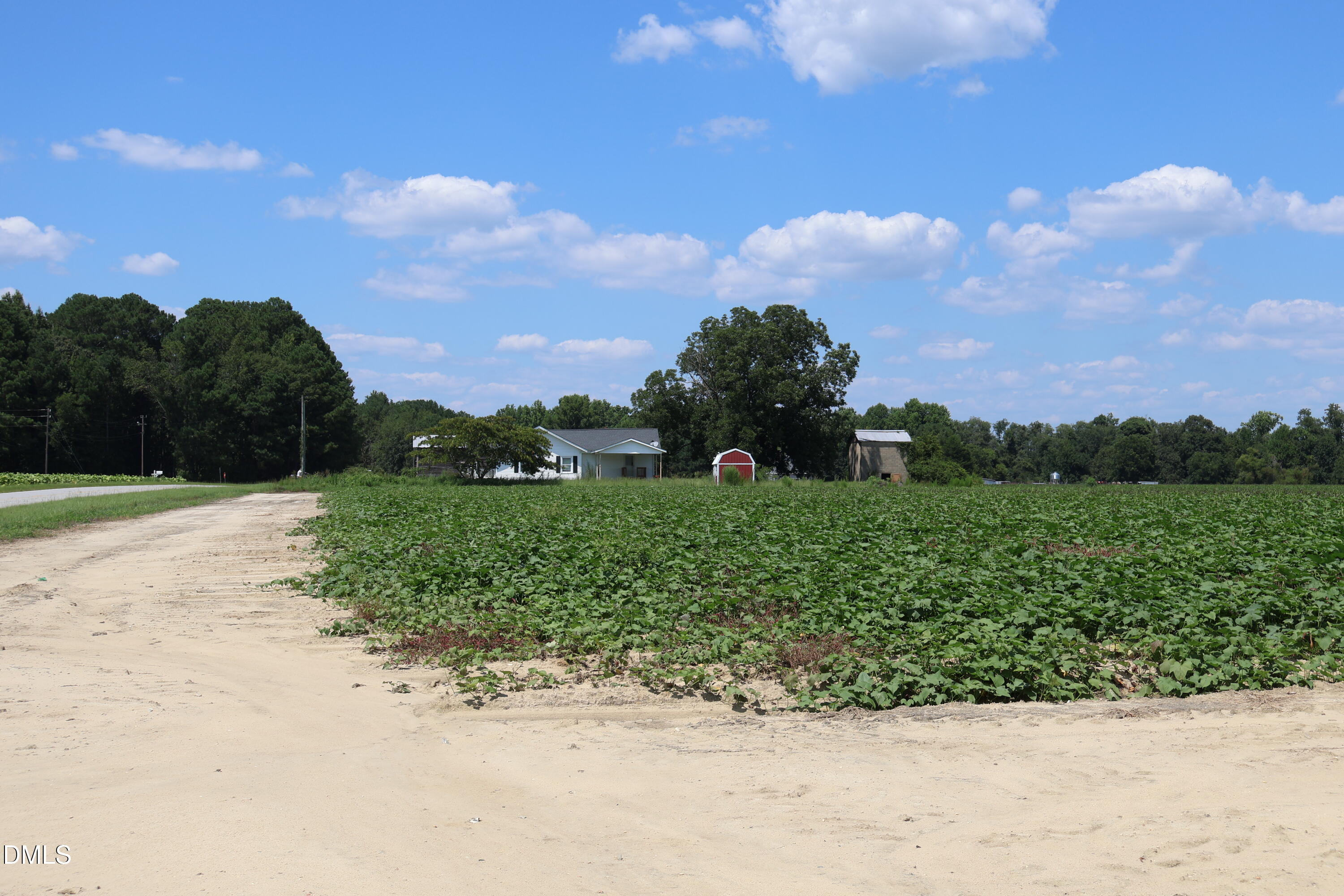 main property photo 9