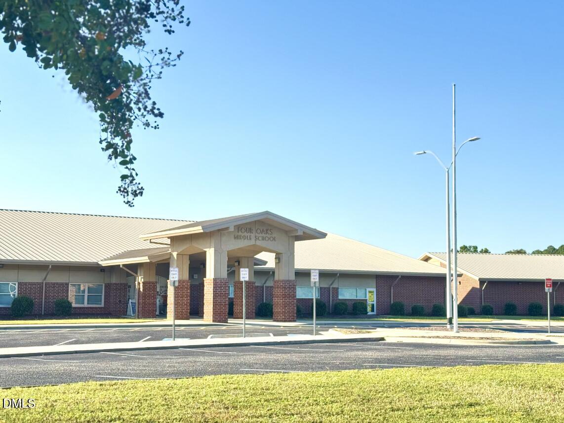 main property photo 39