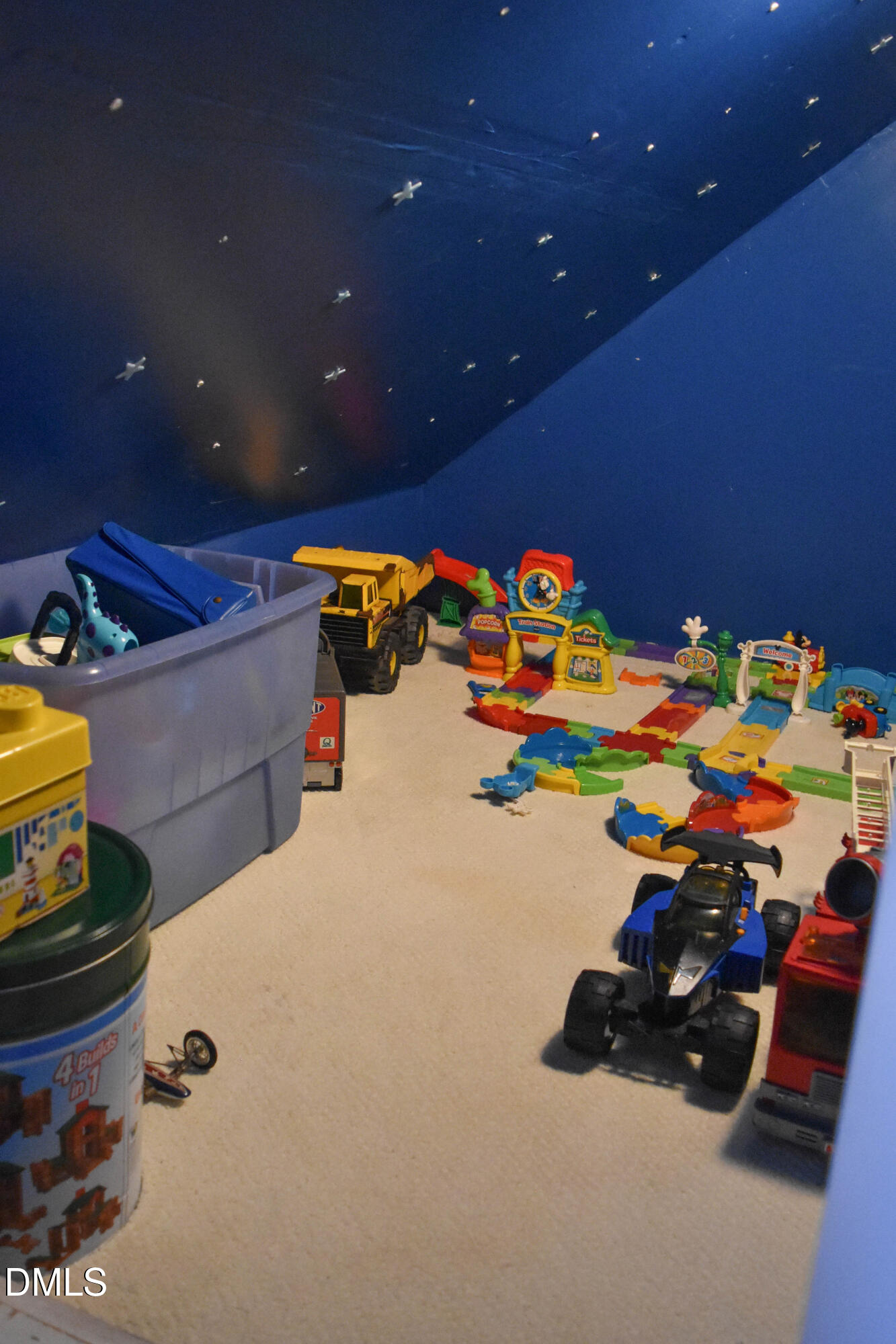main property photo 48