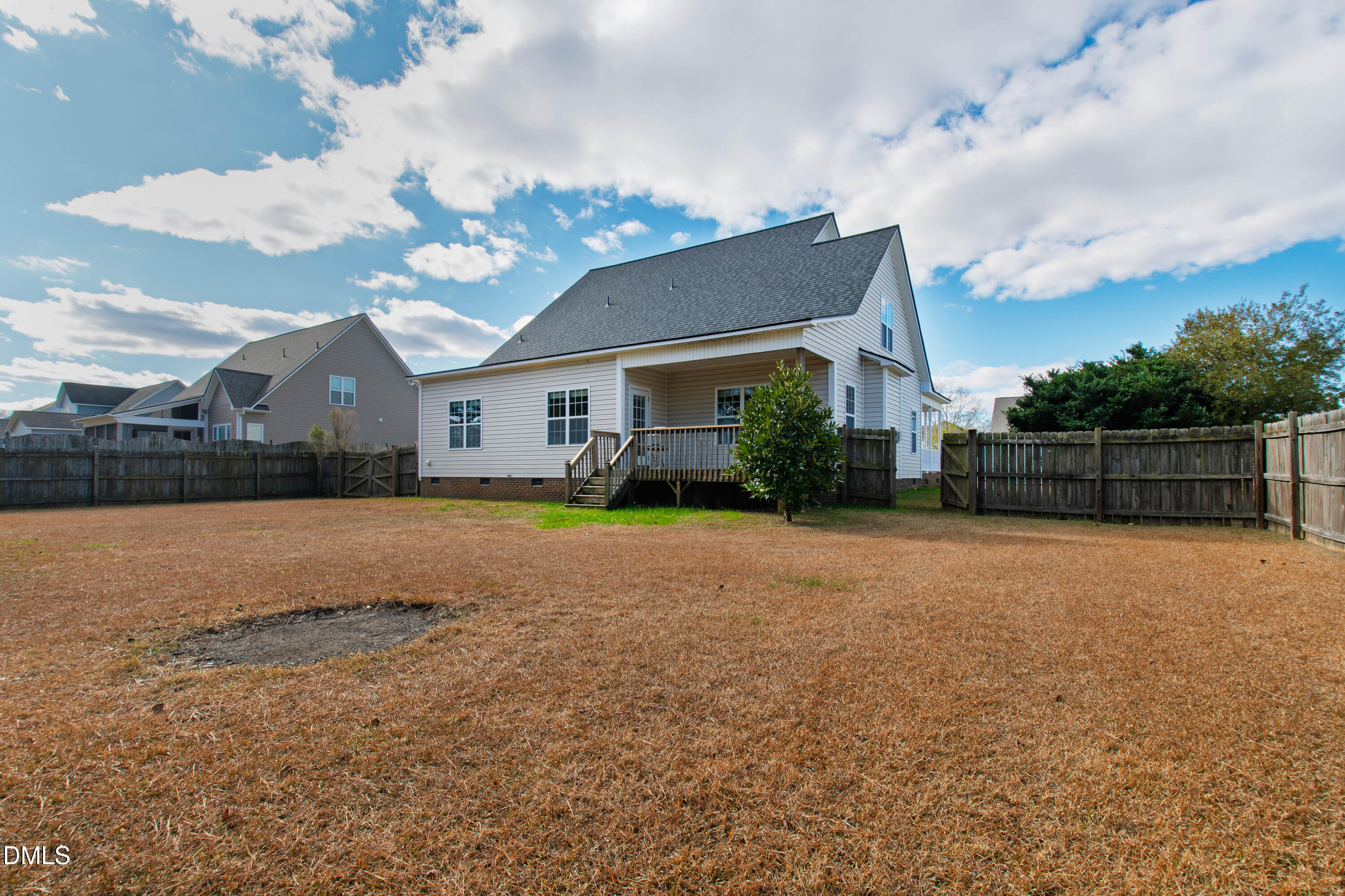 main property photo 36