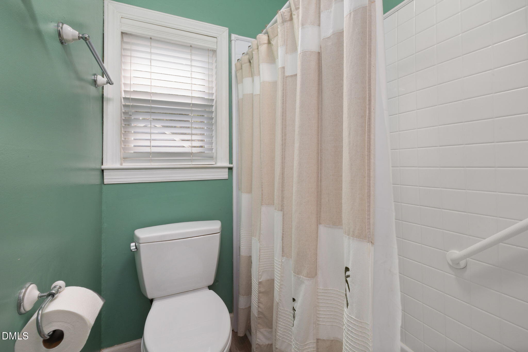 main property photo 18