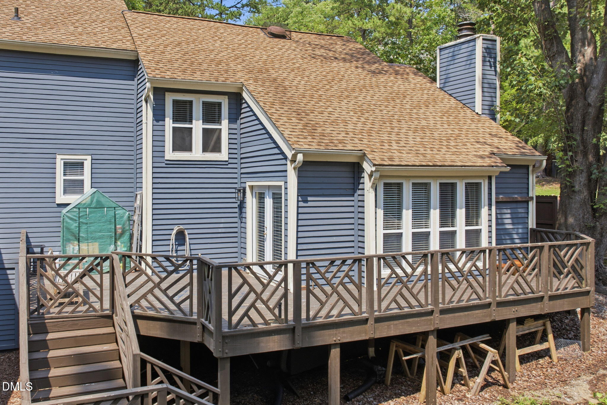 main property photo 41