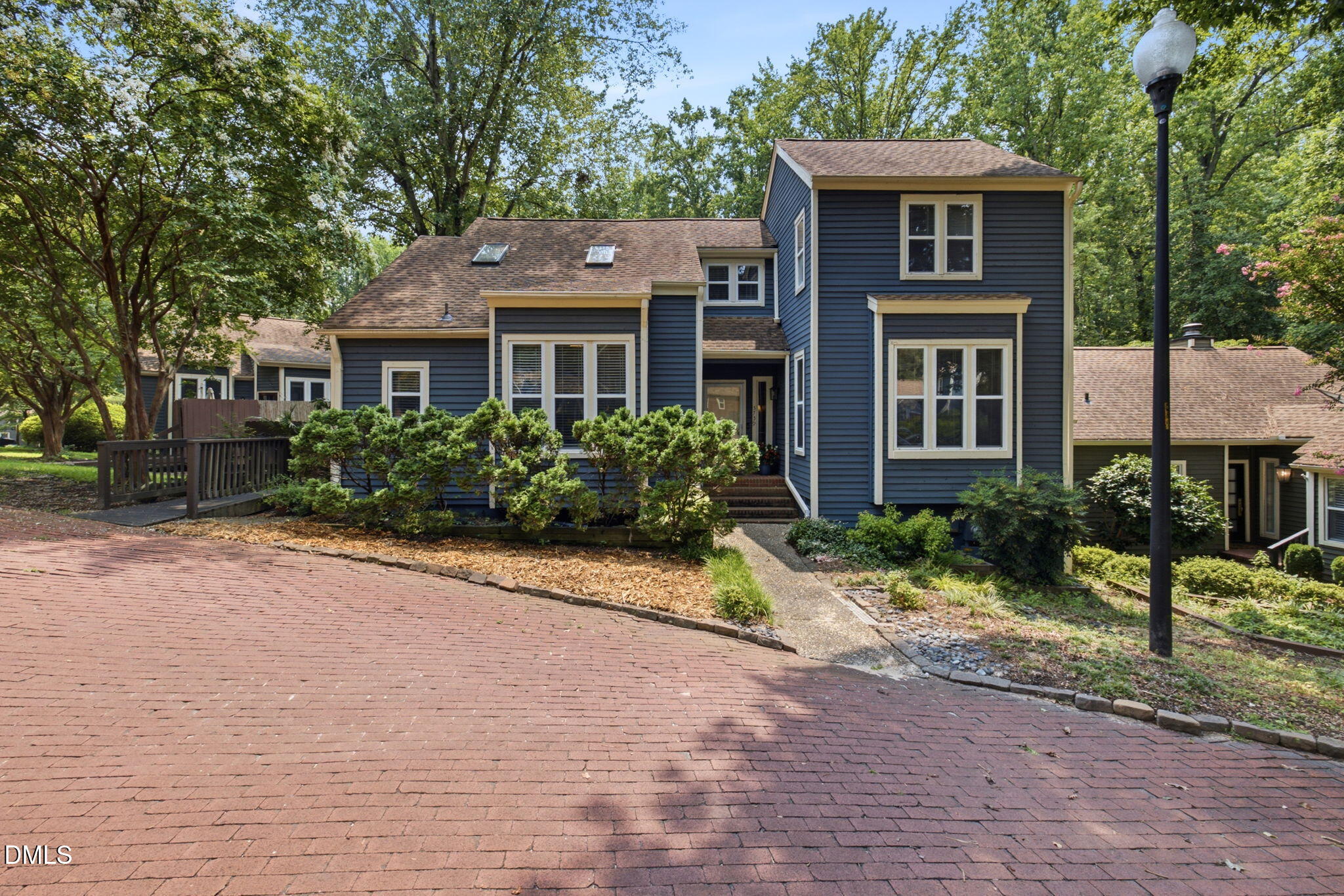 main property photo 44