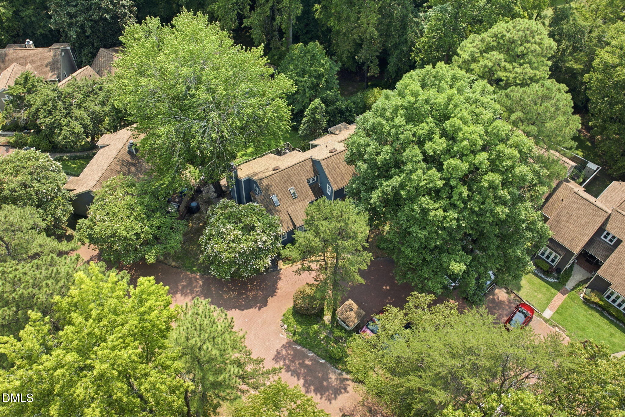 main property photo 47