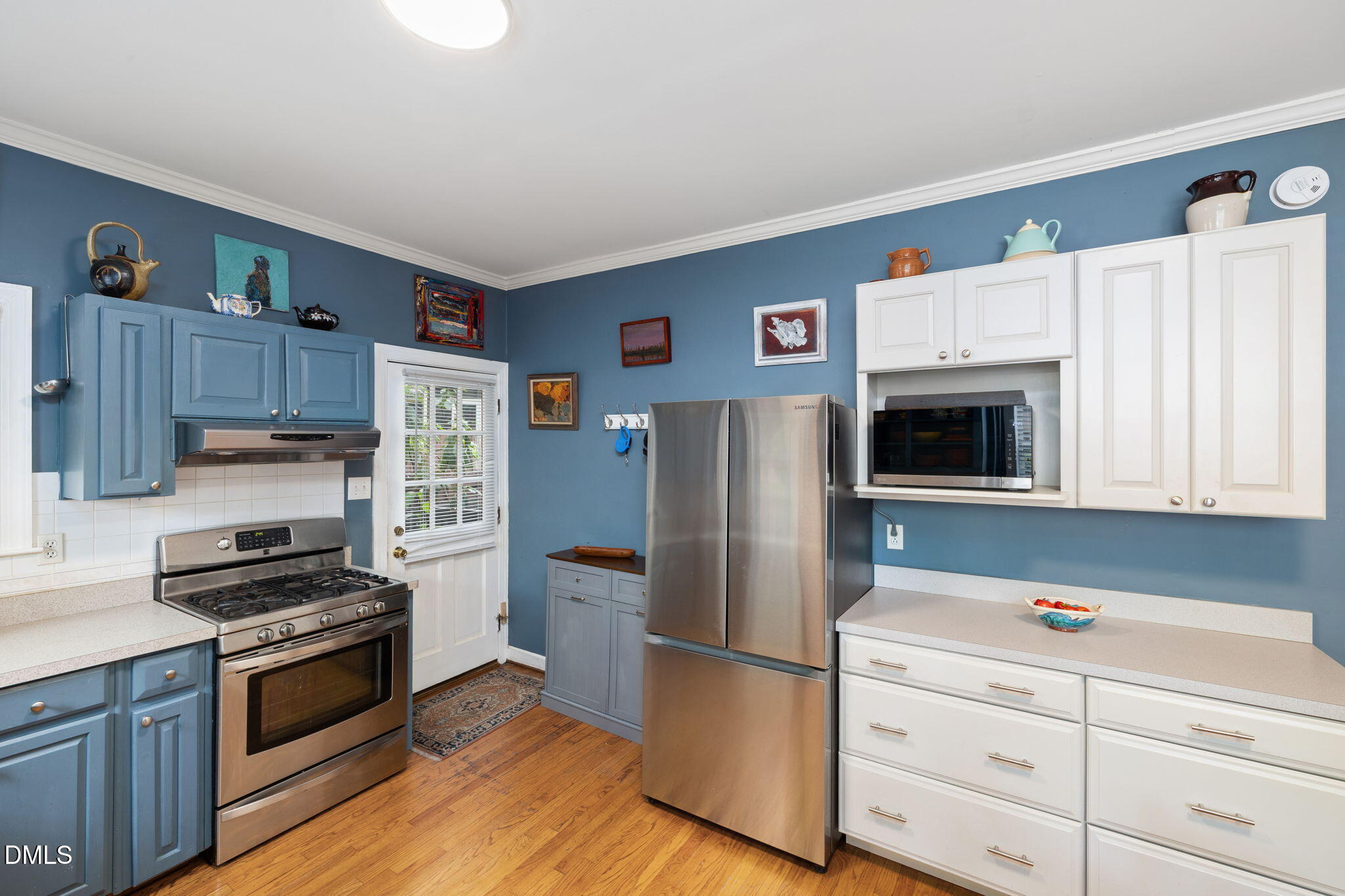 main property photo 8