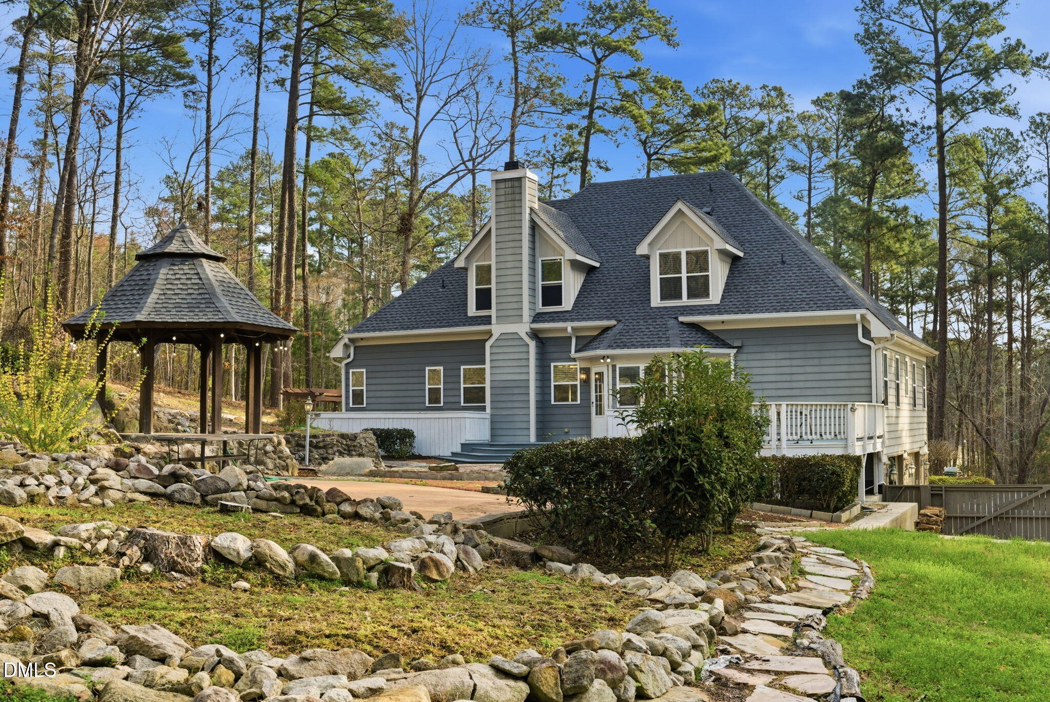 main property photo 51