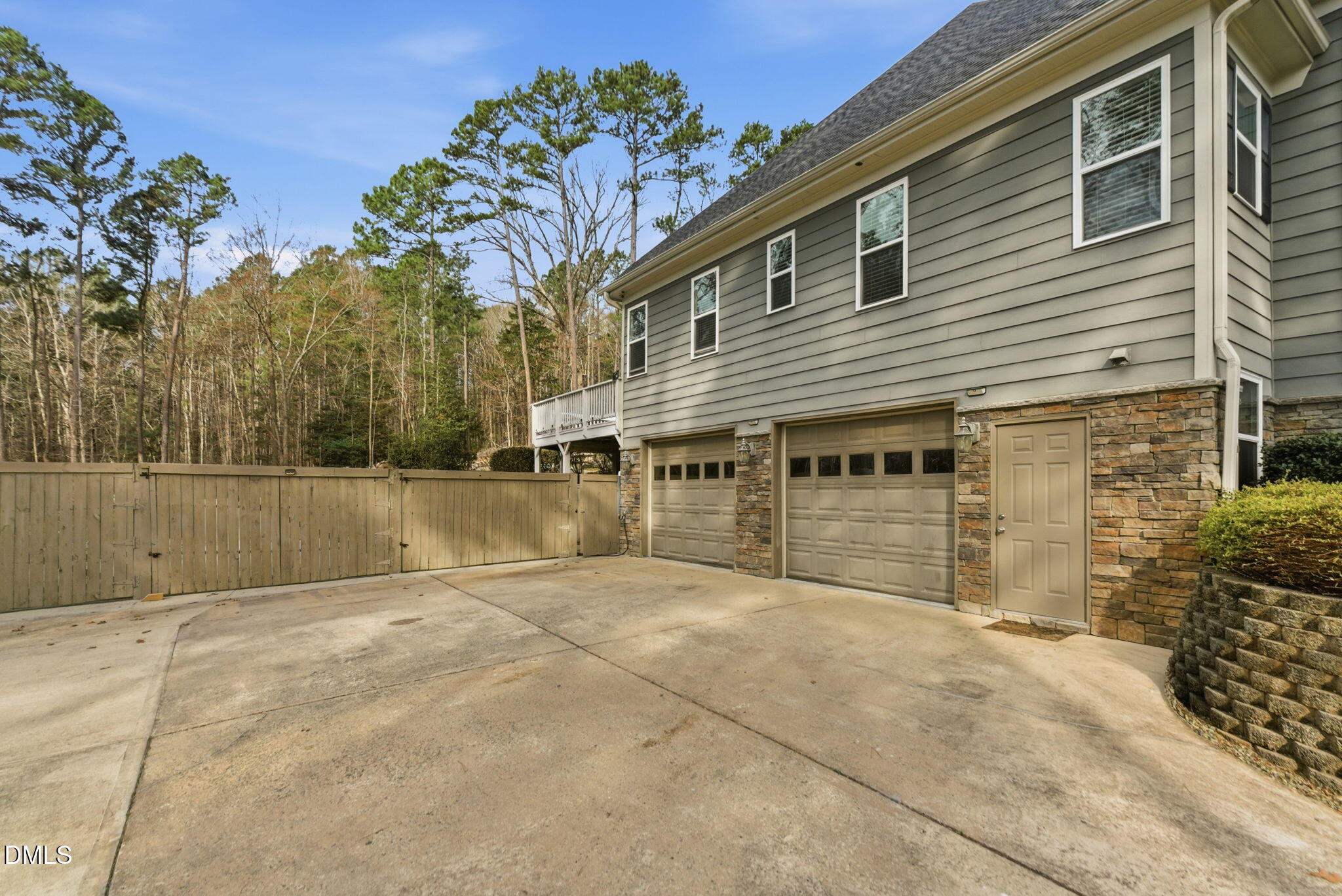 main property photo 58