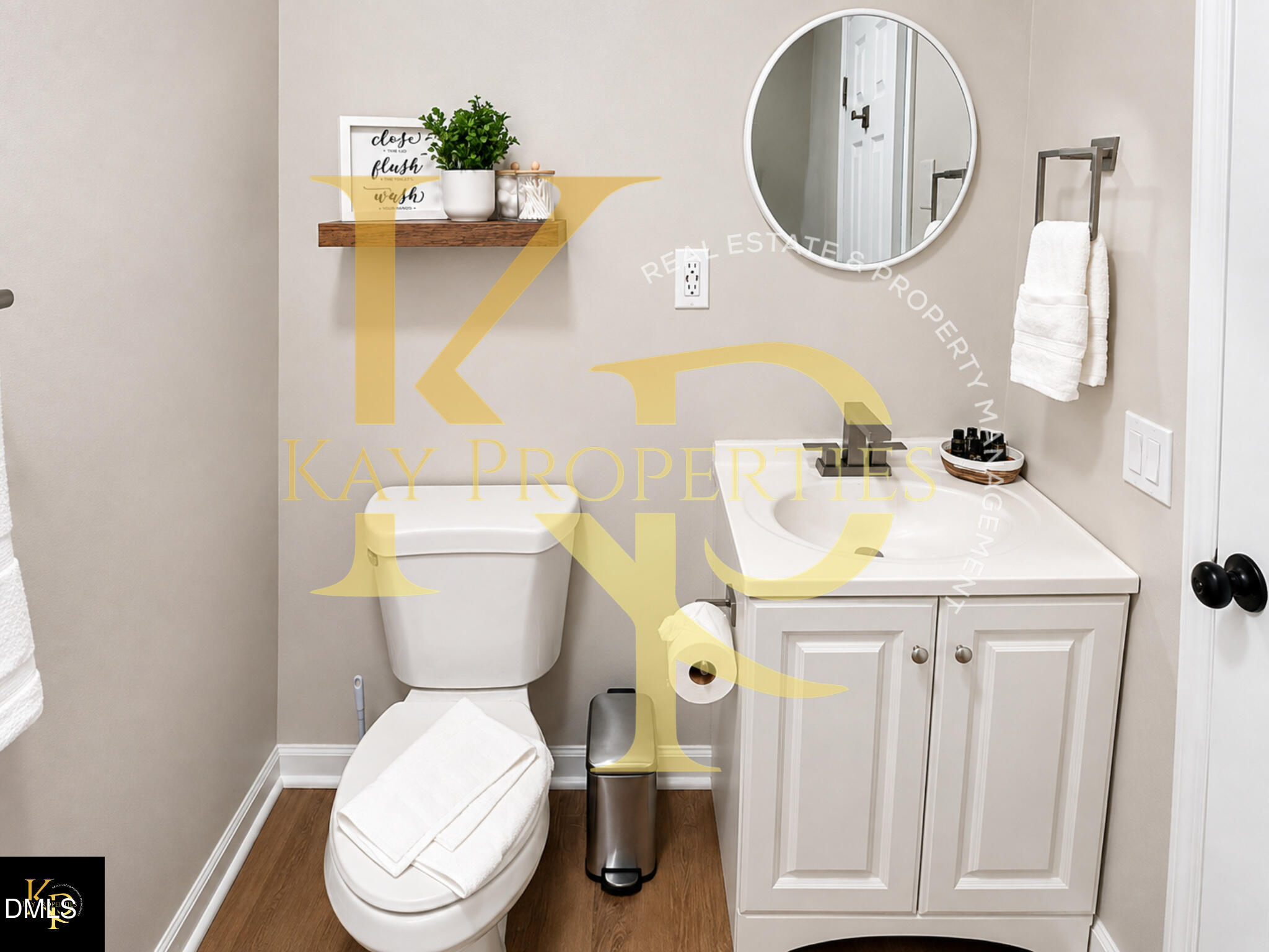 main property photo 19