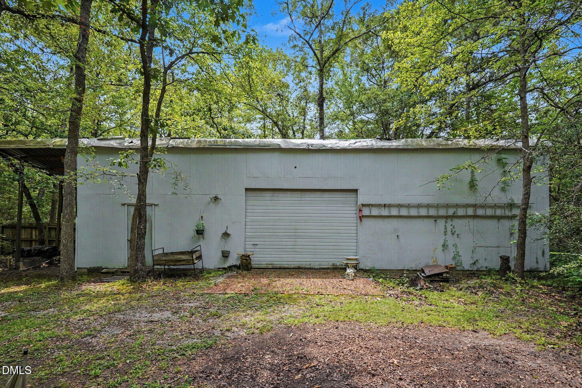 main property photo 31