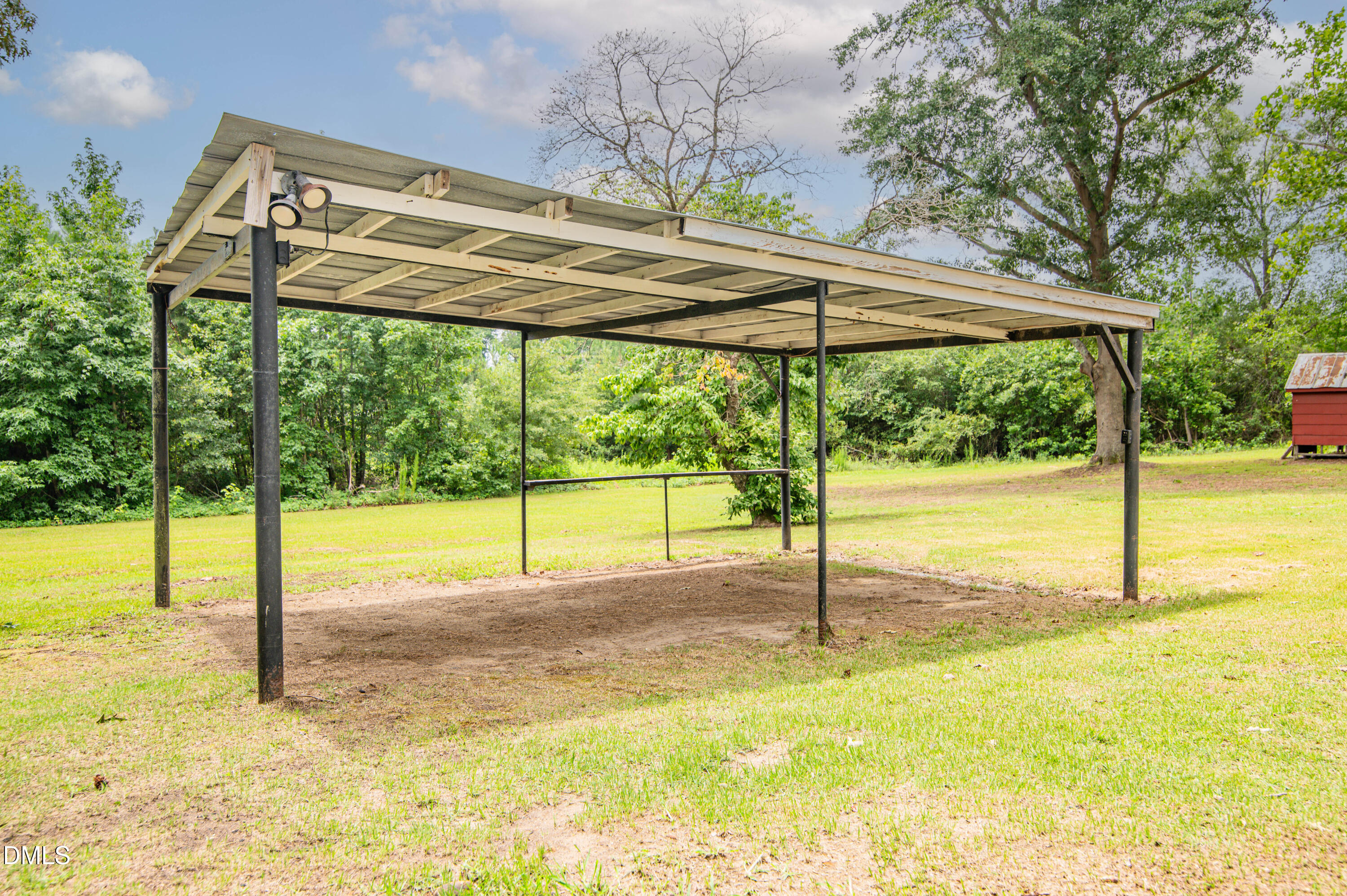 main property photo 27