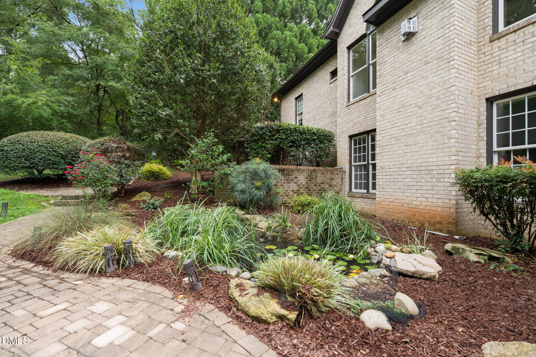 main property photo 78