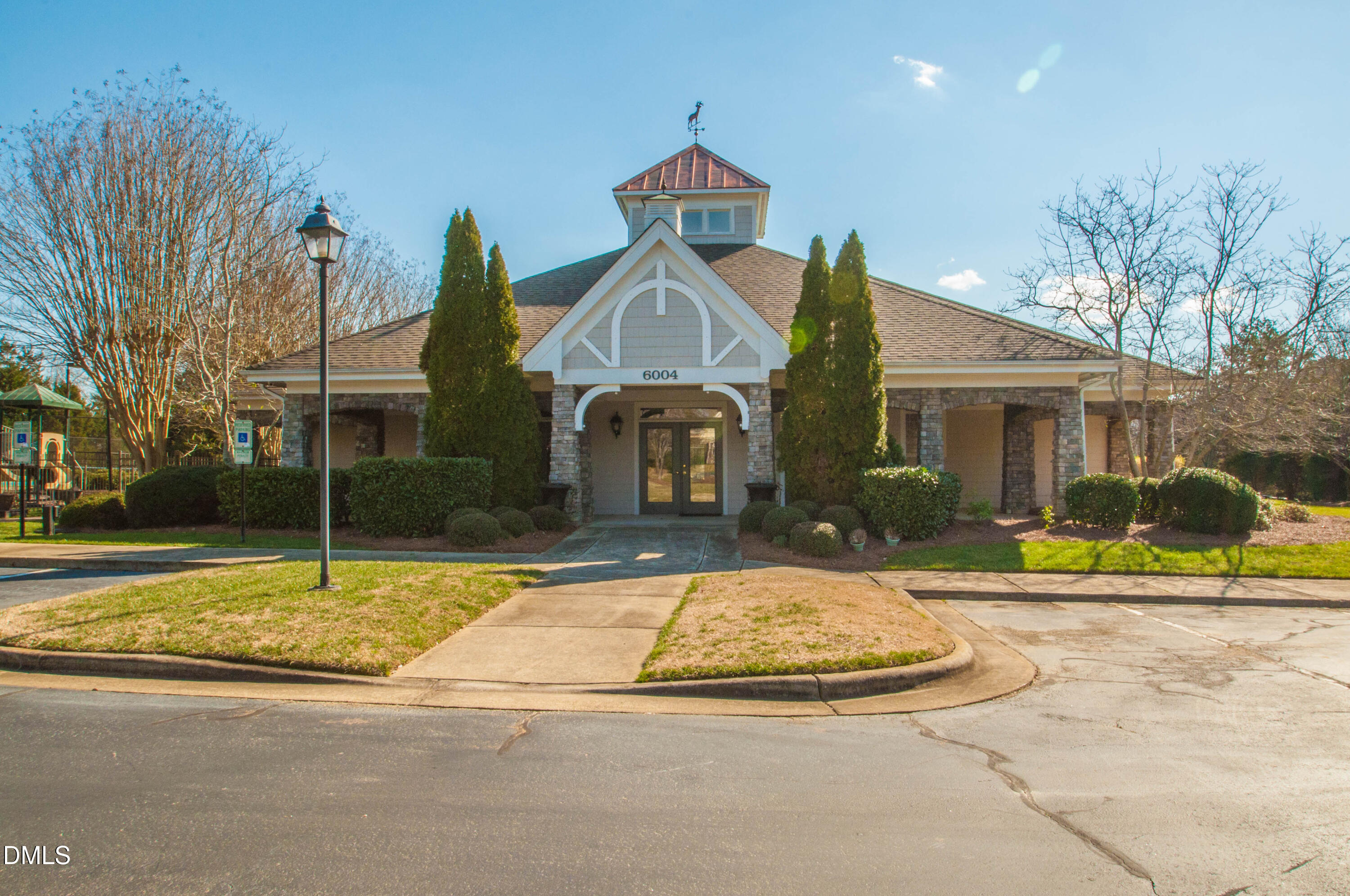 main property photo 98