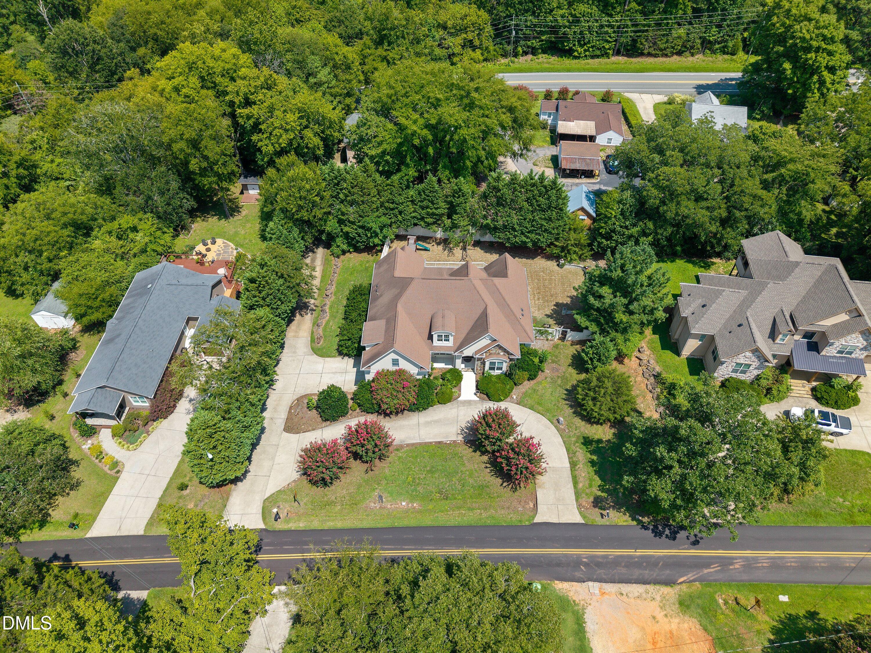 main property photo 75