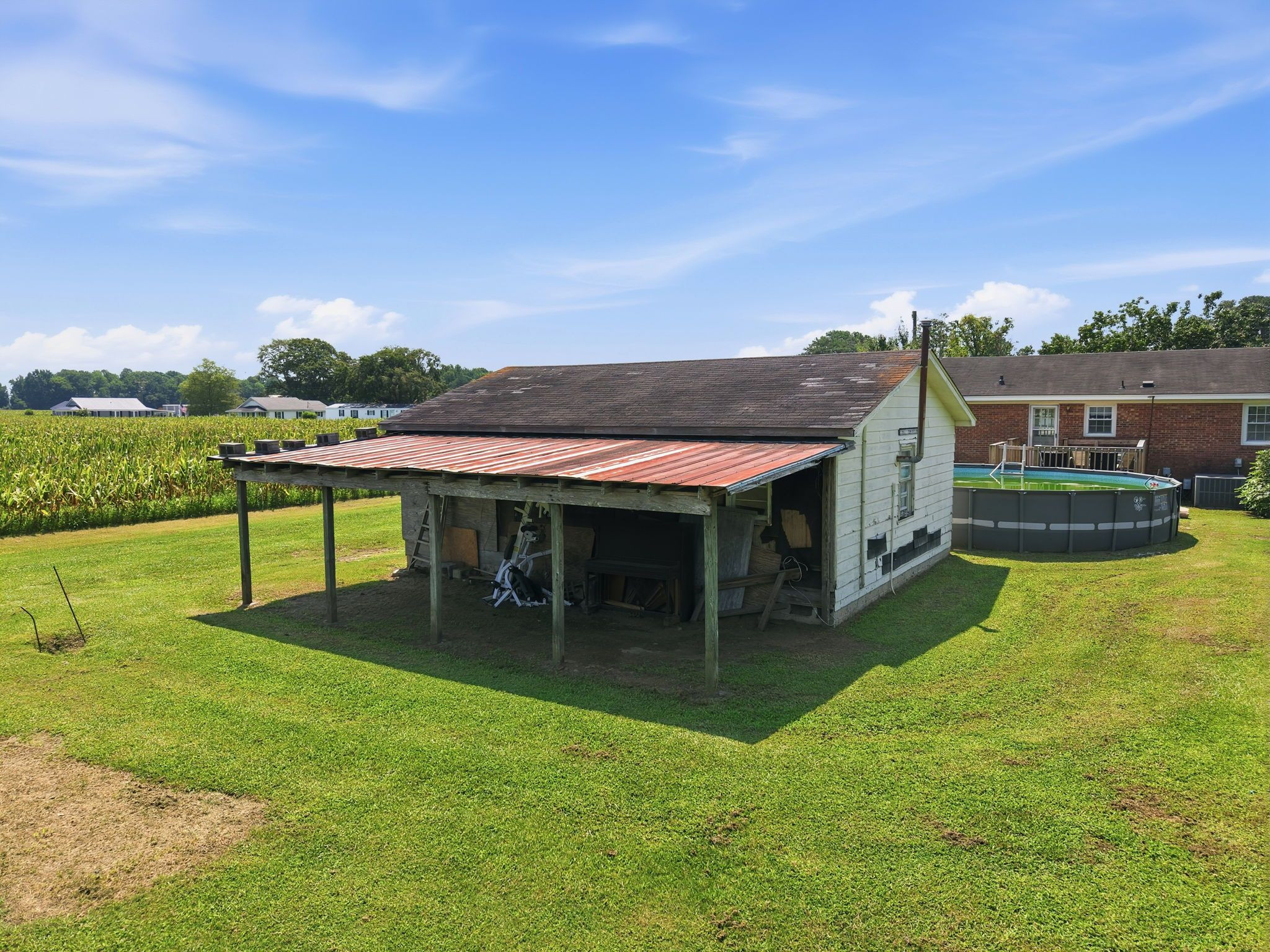 main property photo 10