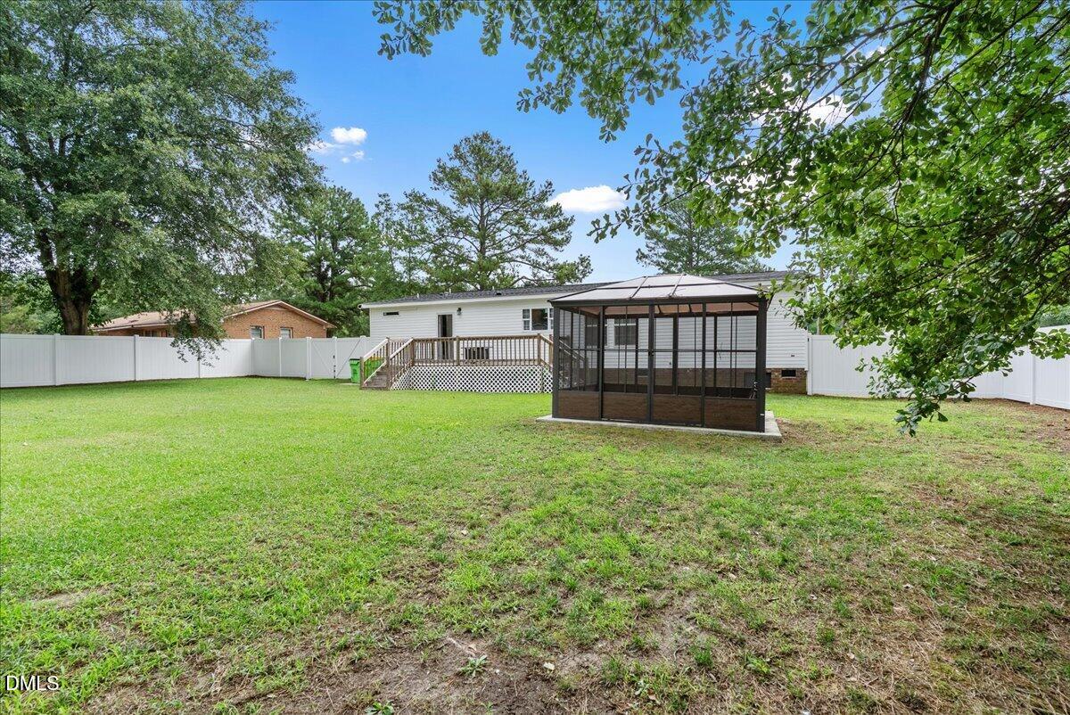 main property photo 31