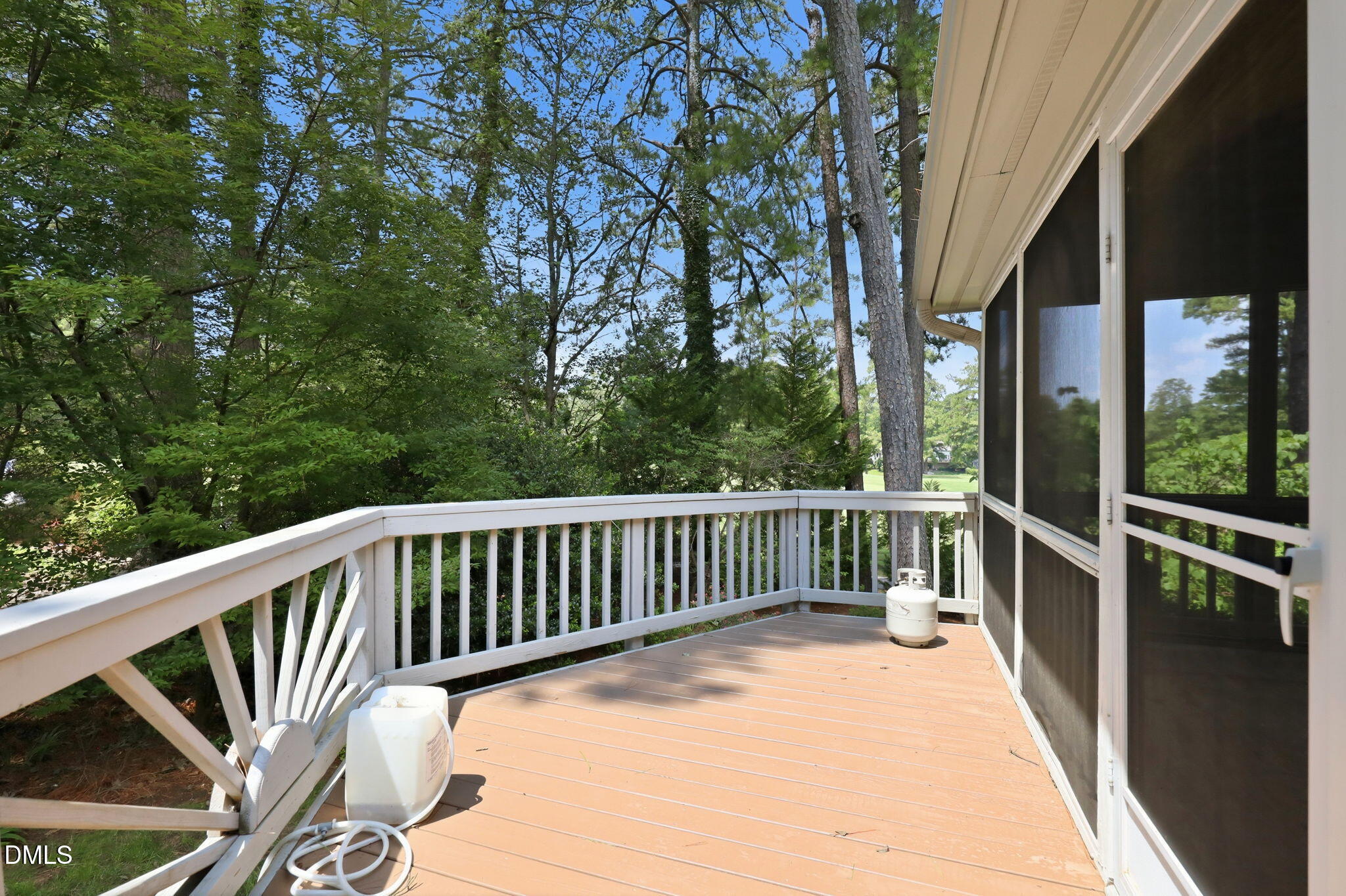 main property photo 41
