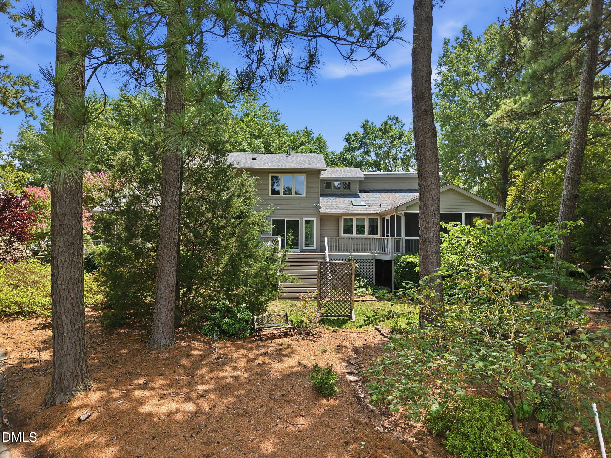 main property photo 50