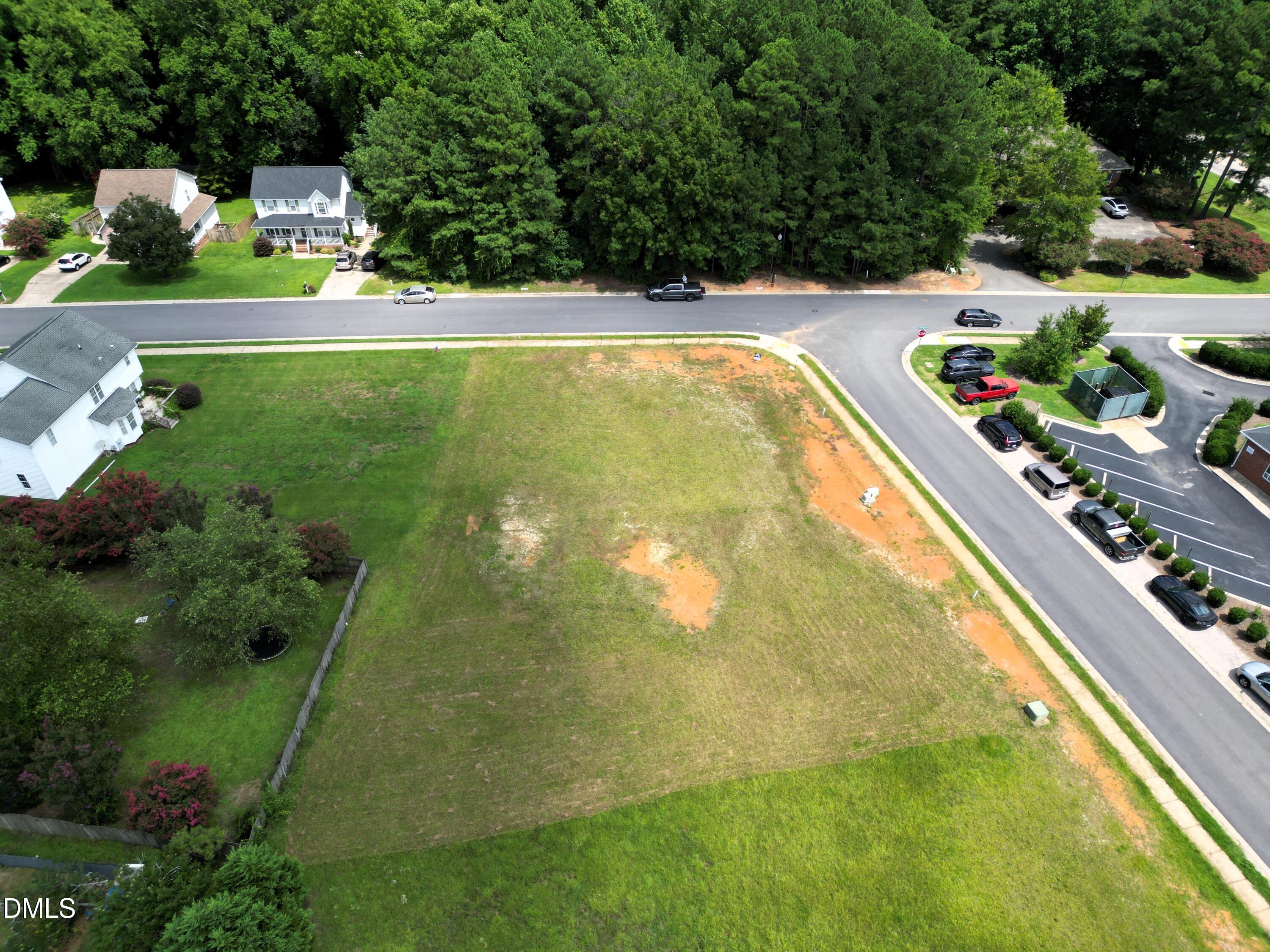 main property photo 5