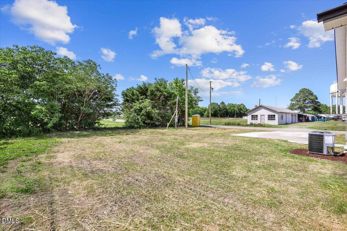 main property photo 23