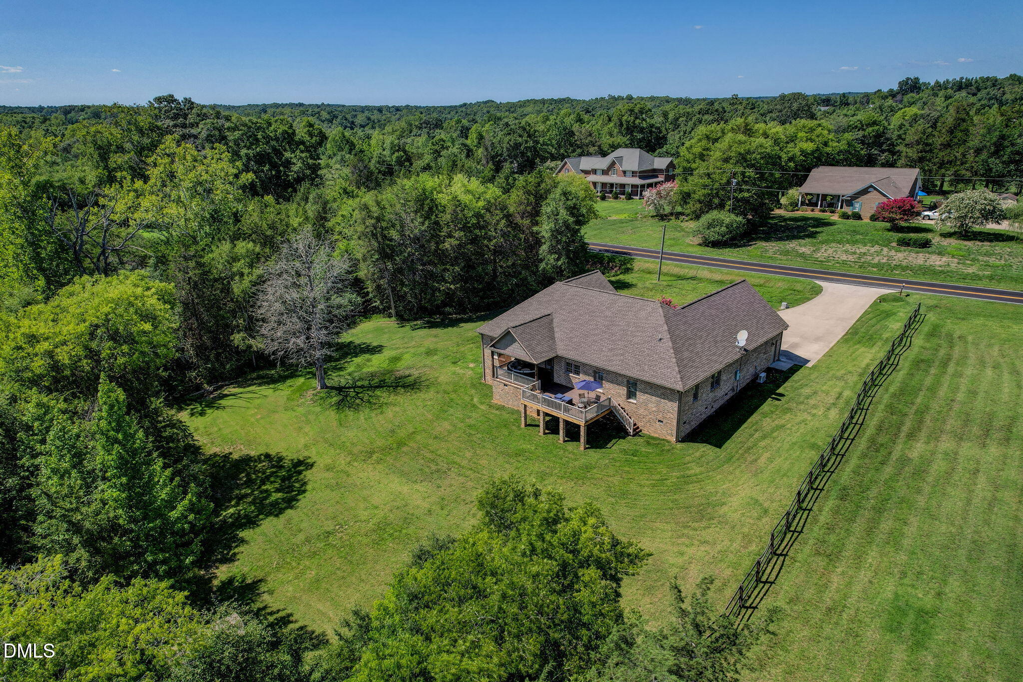 main property photo 36