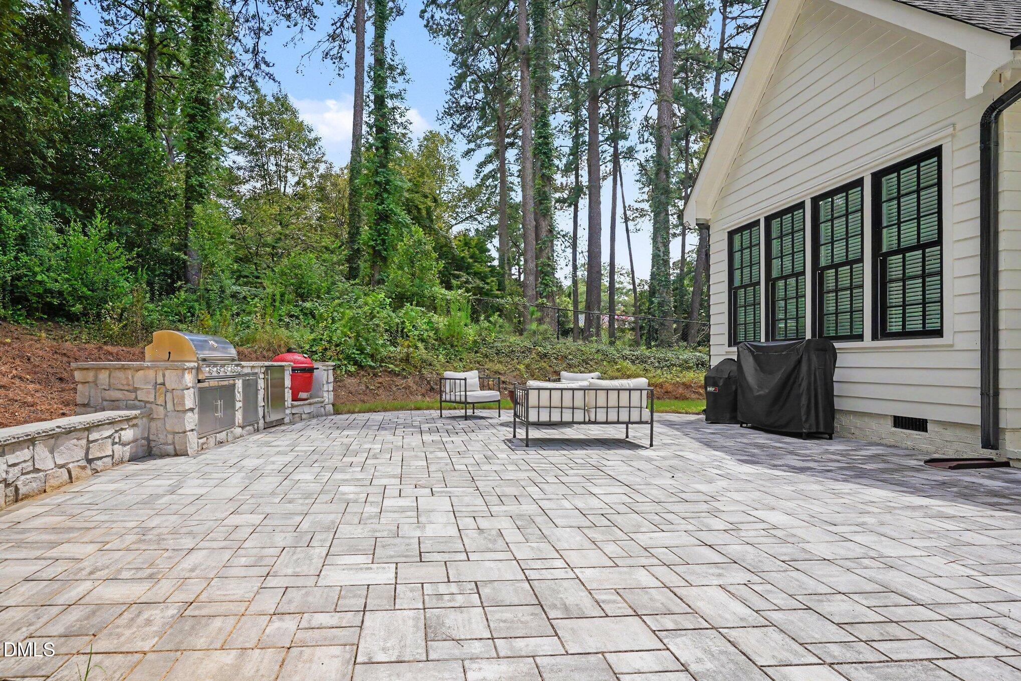 main property photo 22