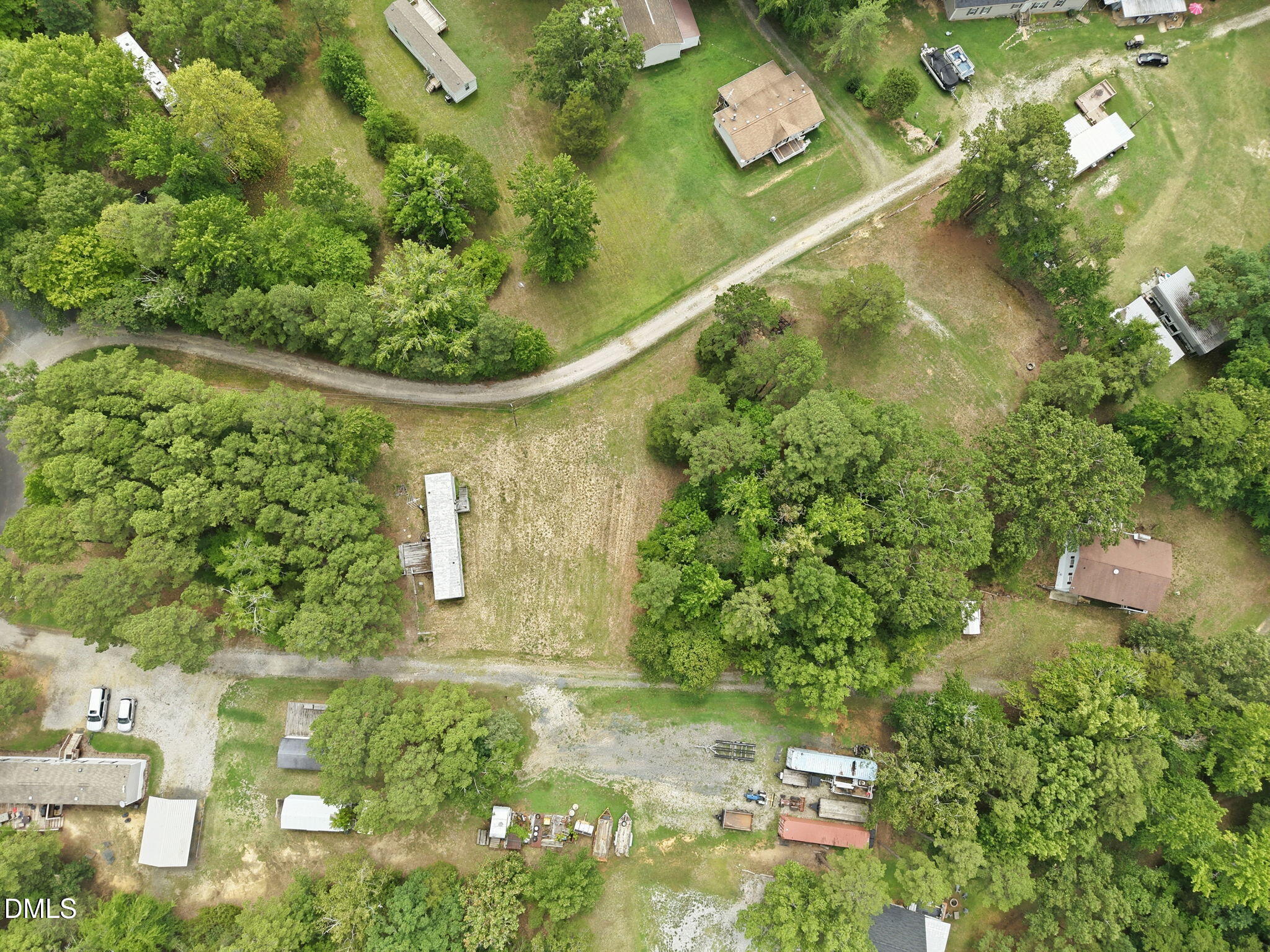 main property photo 13