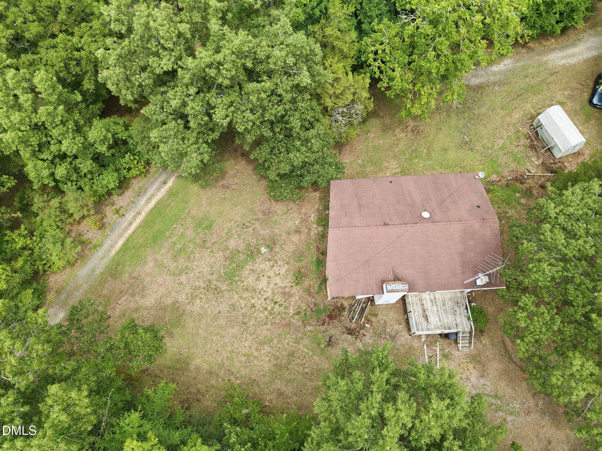 main property photo 19