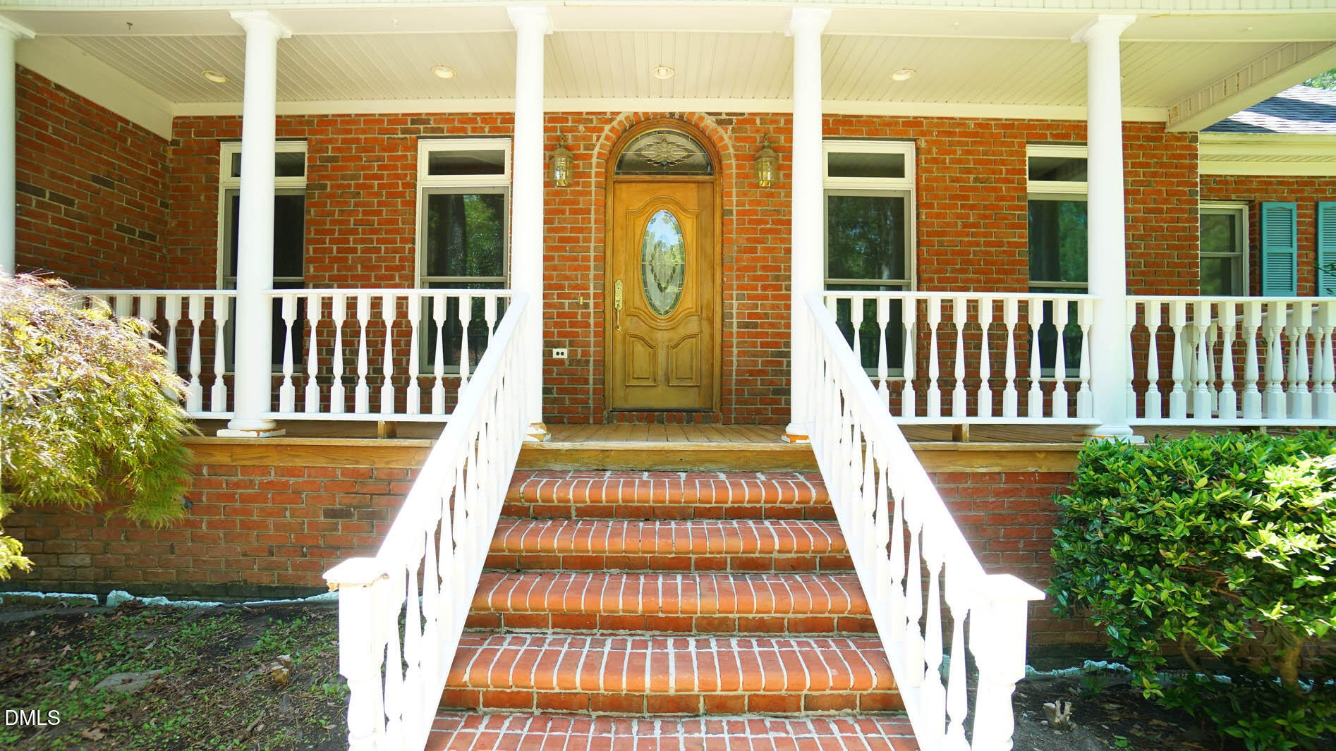 main property photo 13