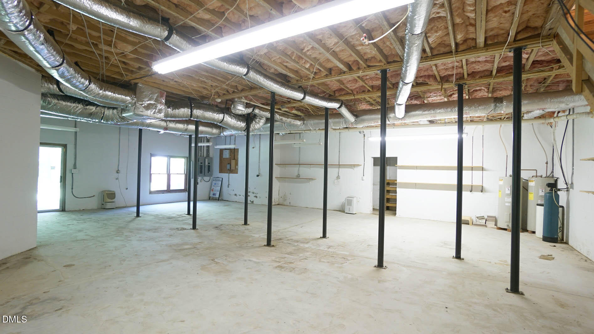 main property photo 47