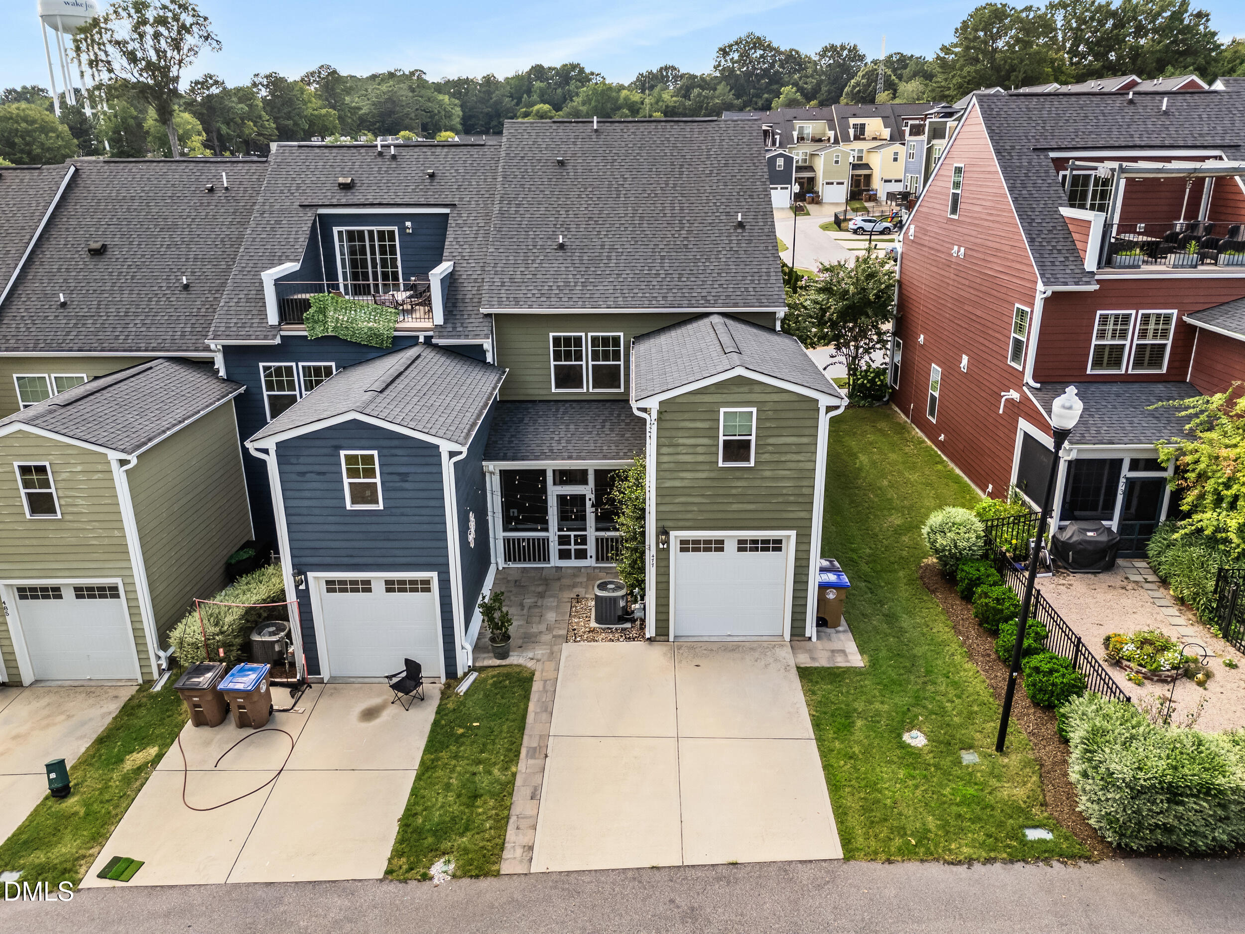 main property photo 40