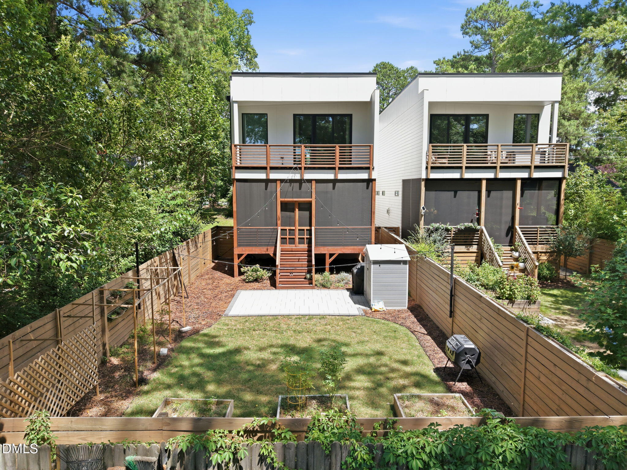 main property photo 26