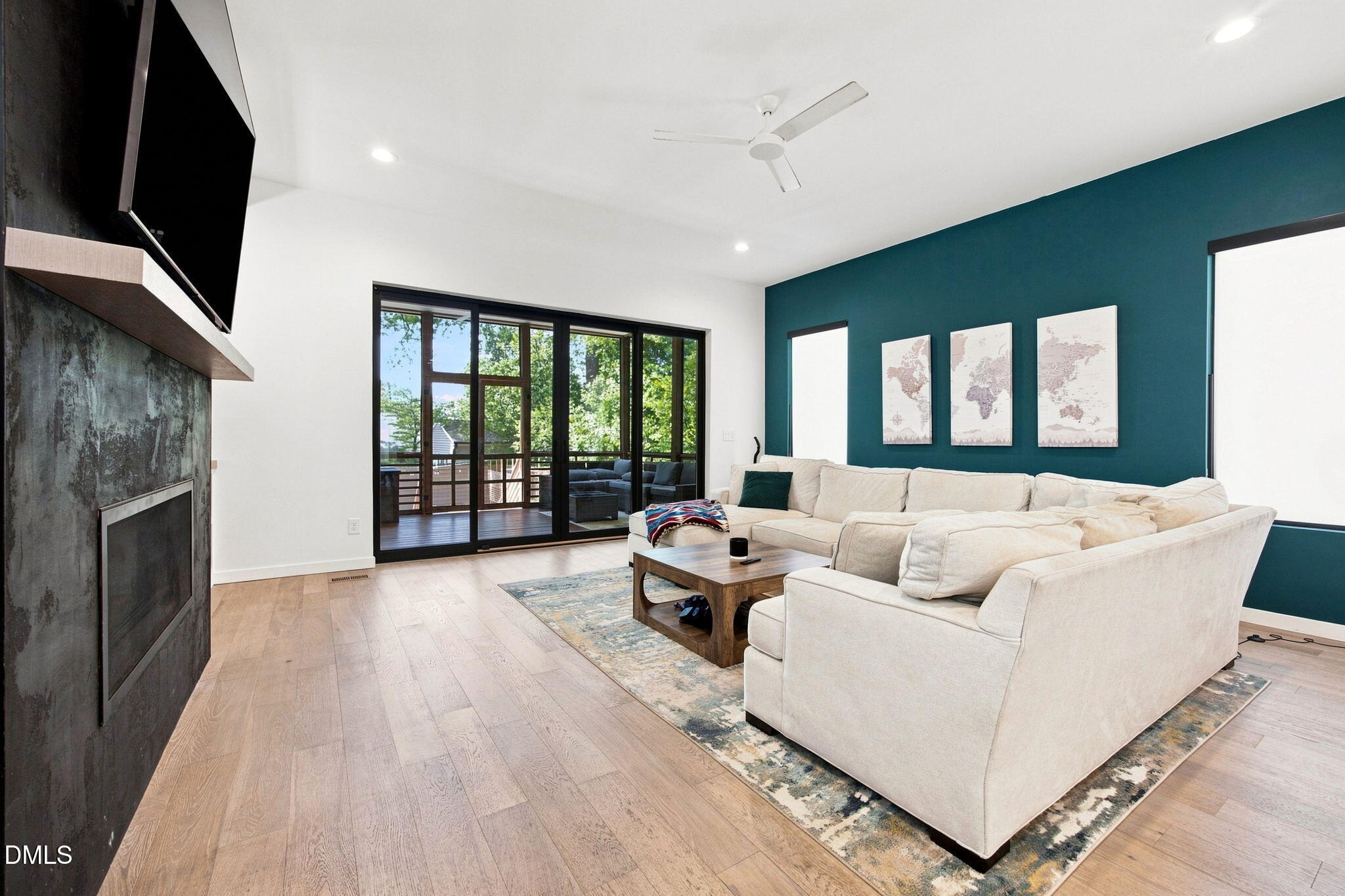 main property photo 8
