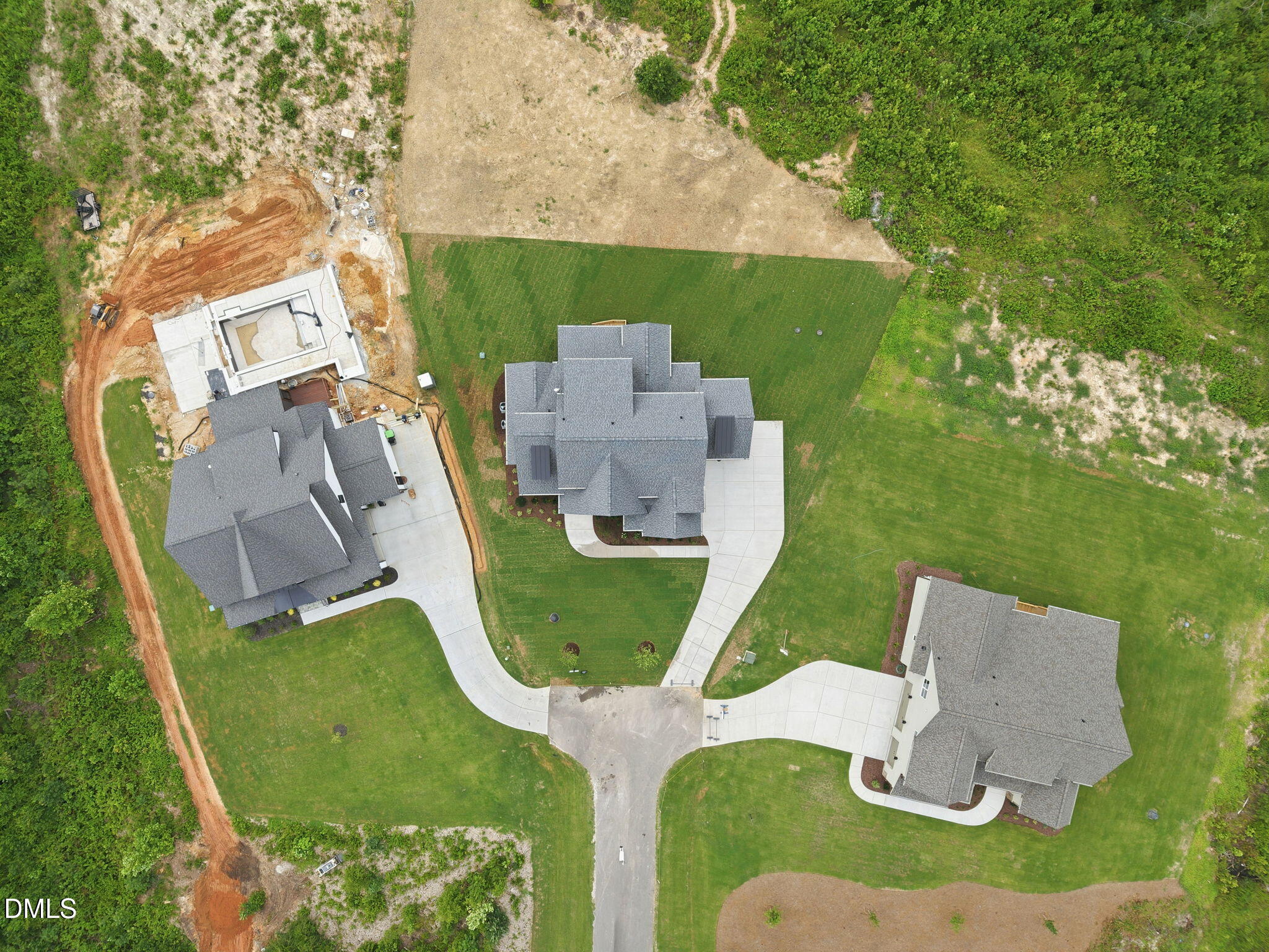 main property photo 44