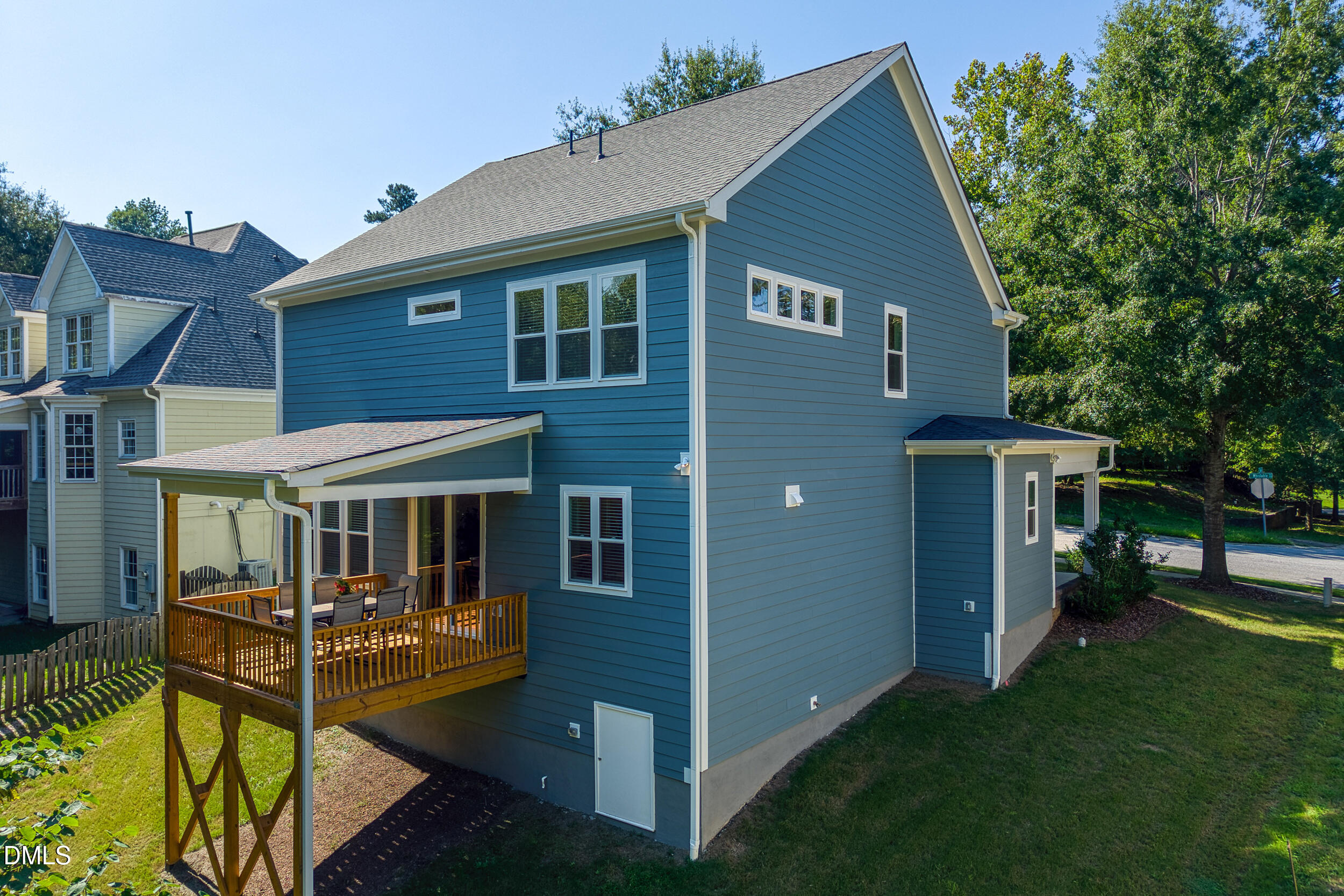 main property photo 31