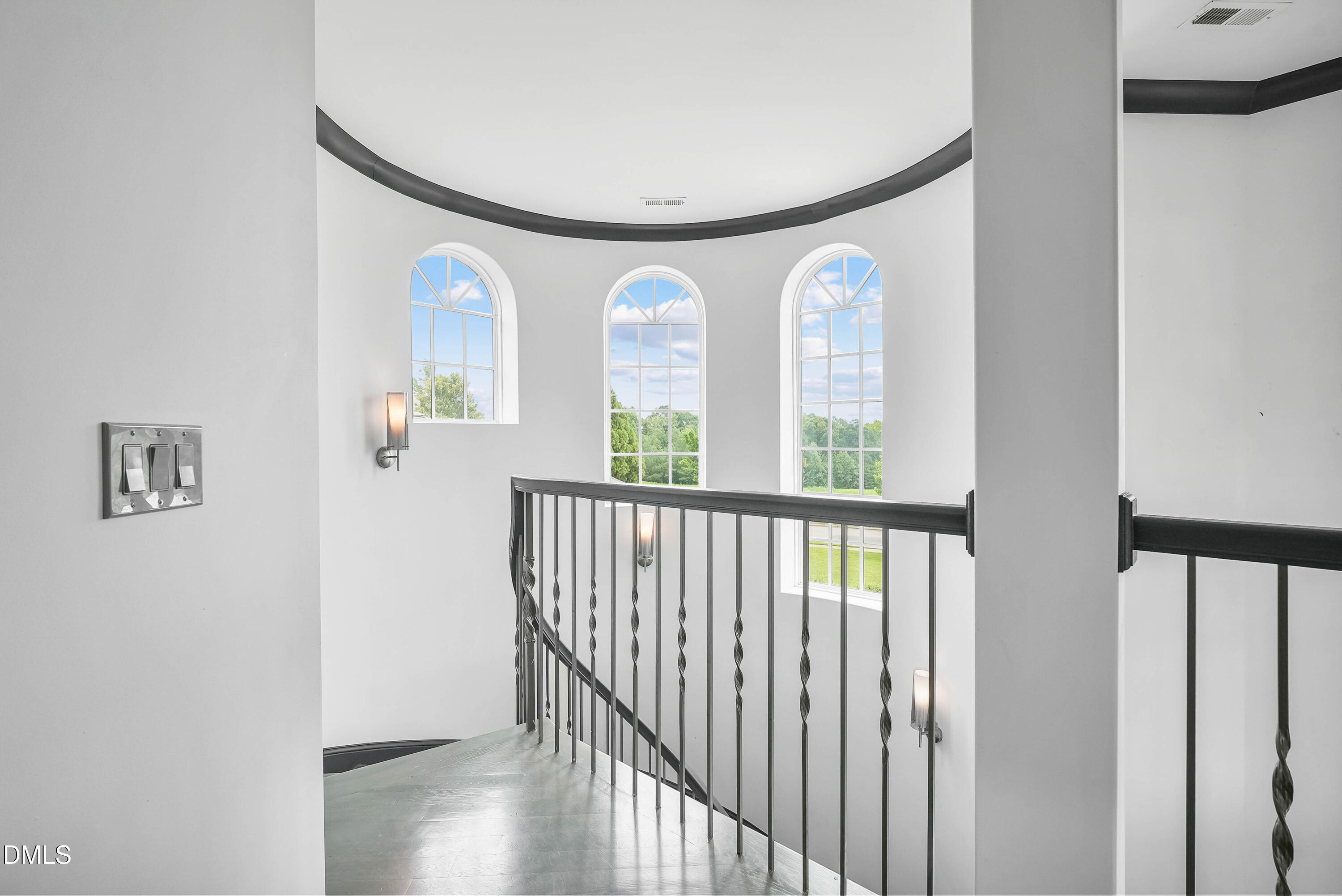 main property photo 70