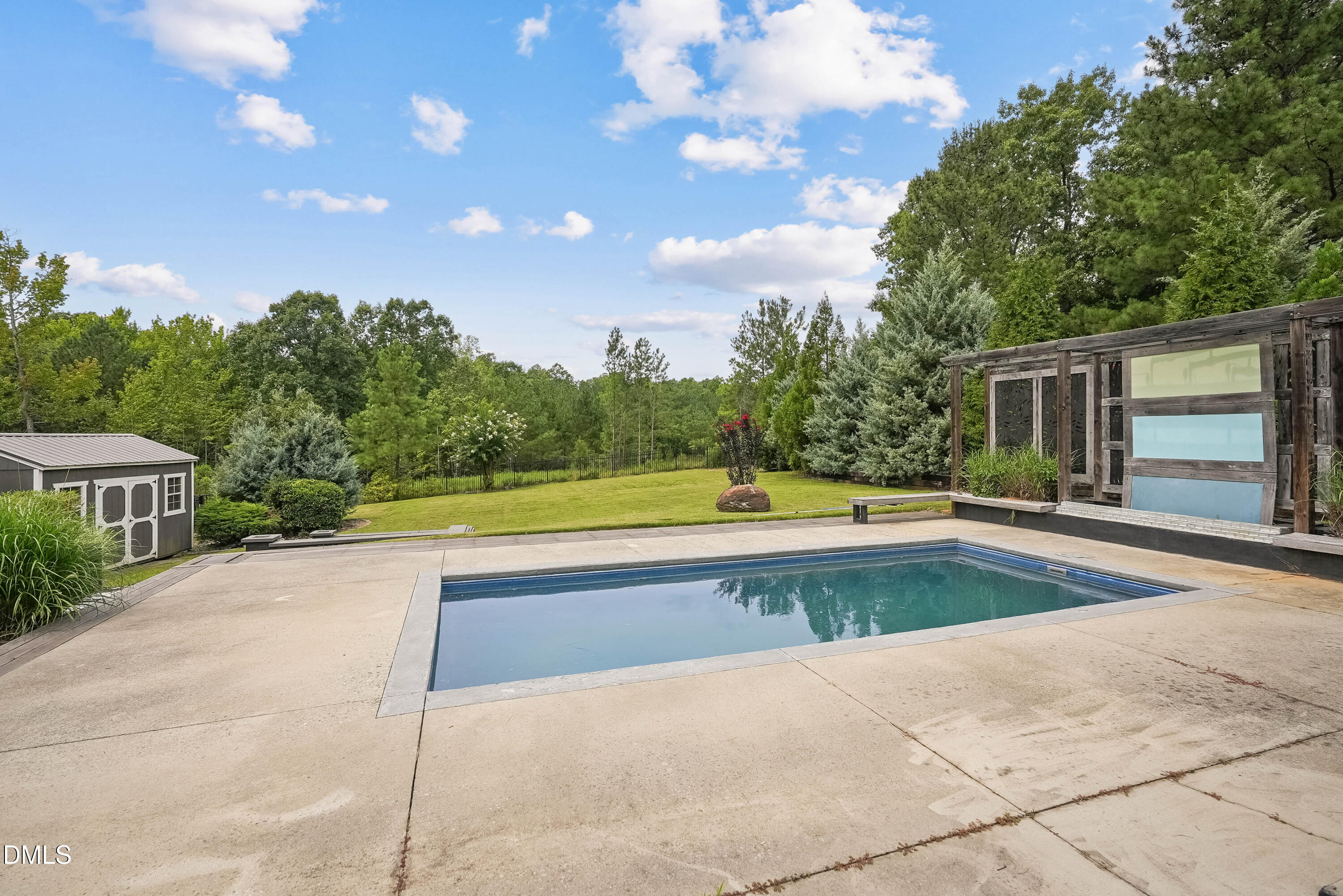 main property photo 78