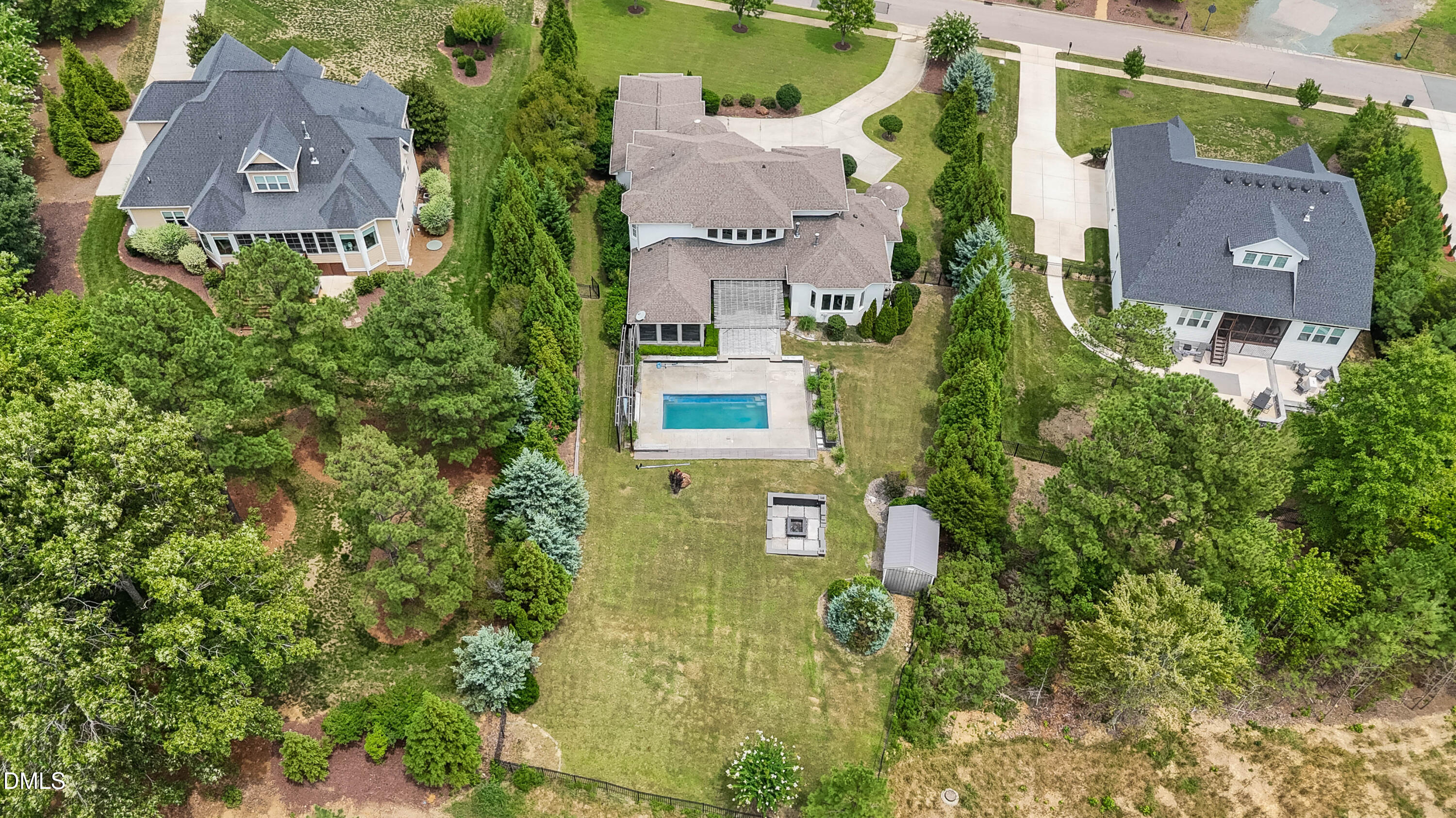 main property photo 88