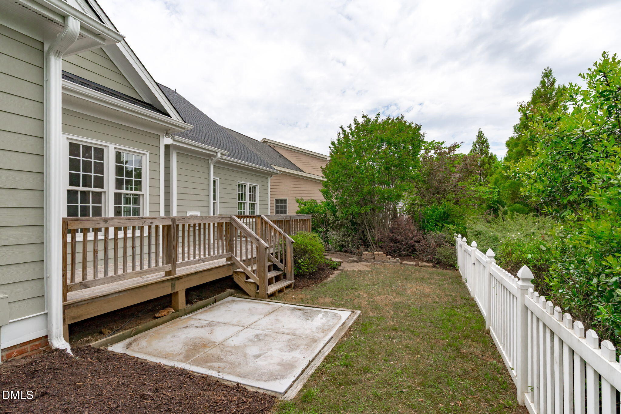 main property photo 39