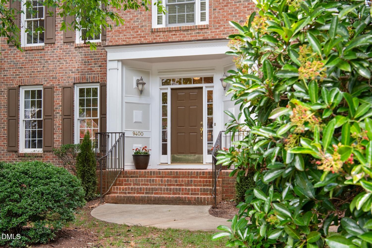 main property photo 6