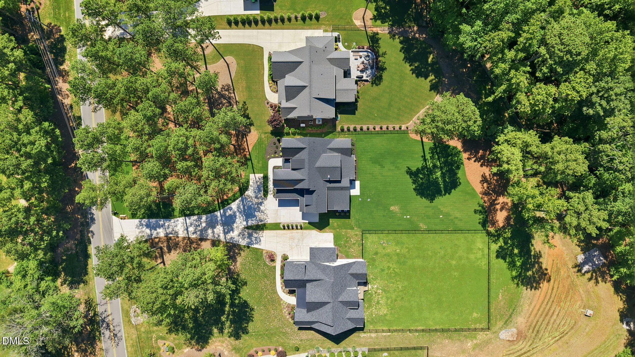 main property photo 46
