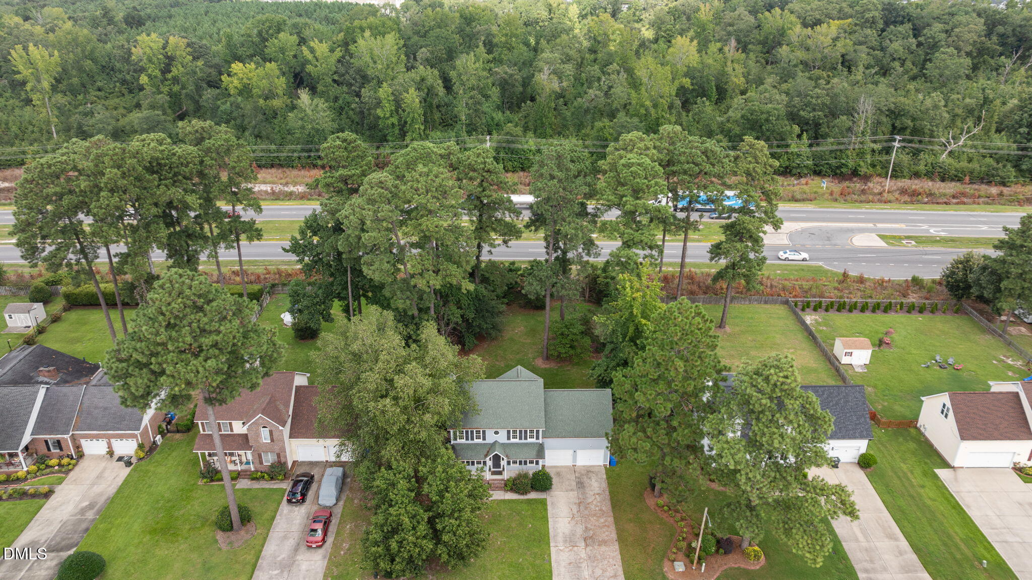 main property photo 5