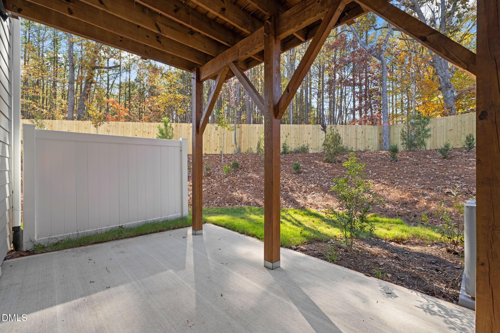 main property photo 36