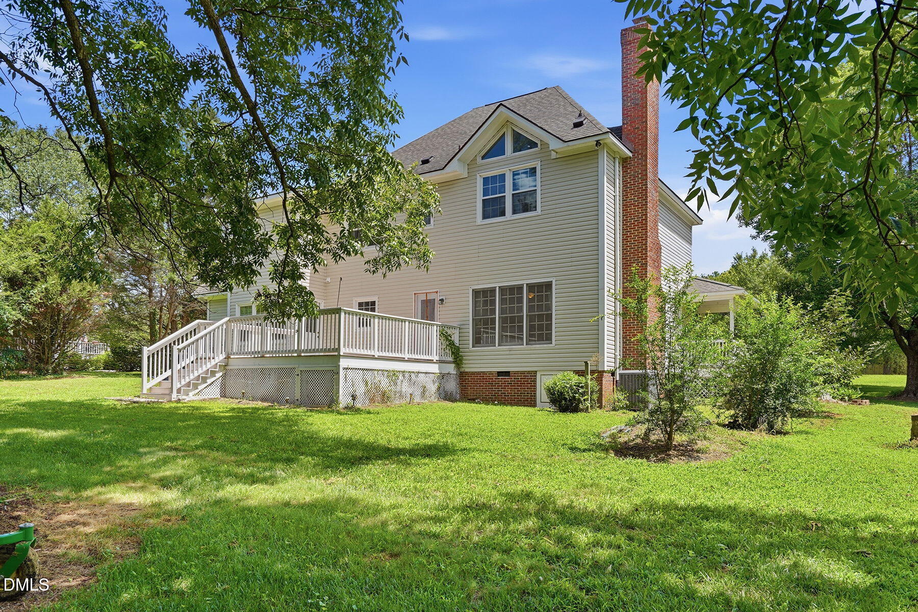 main property photo 29