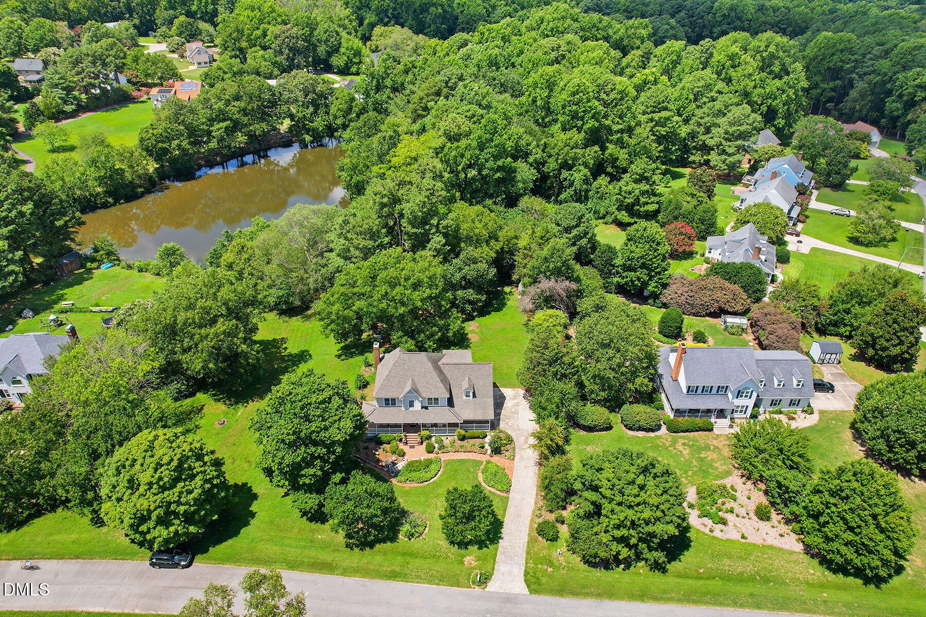 main property photo 33