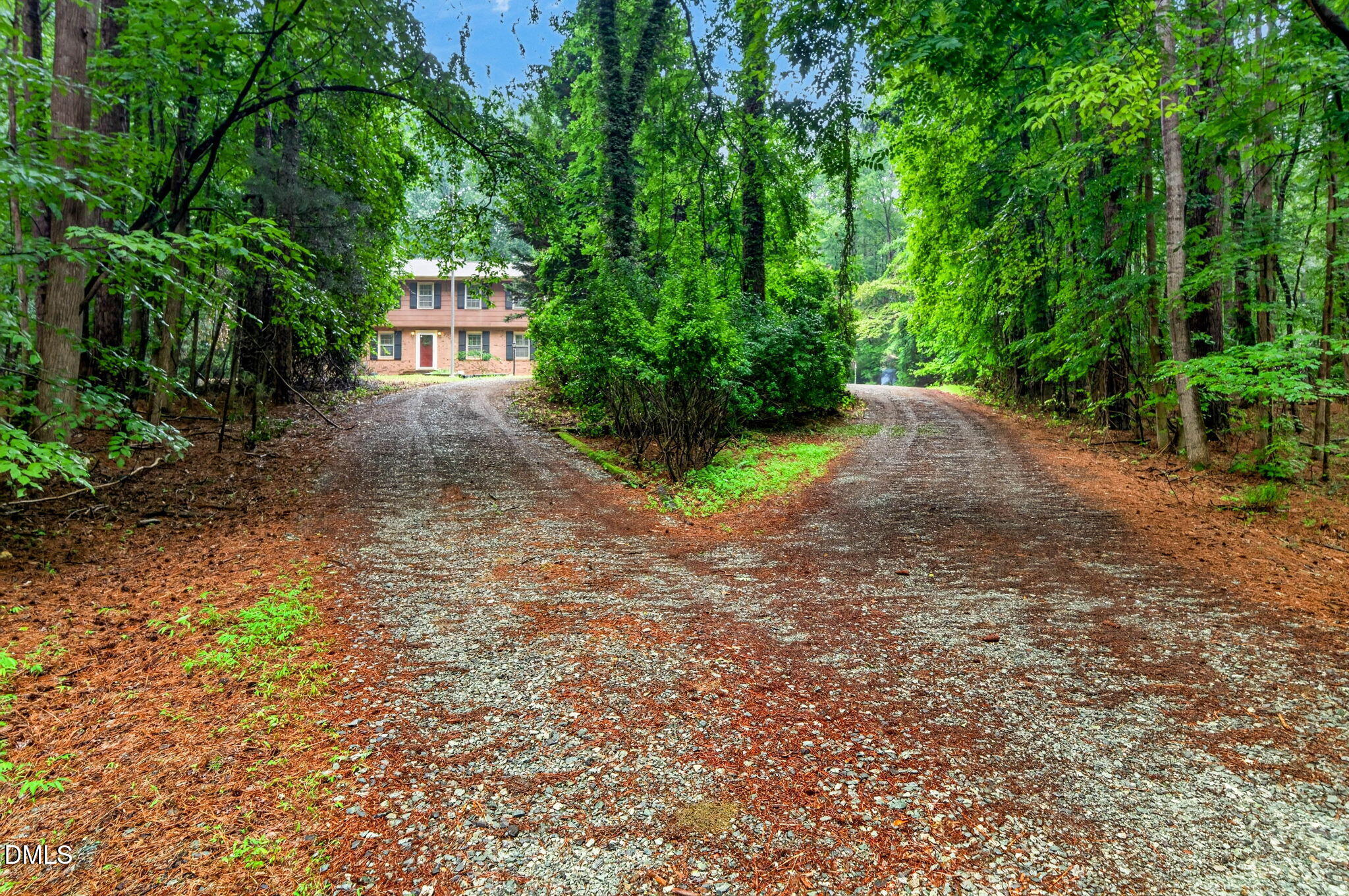 main property photo 5