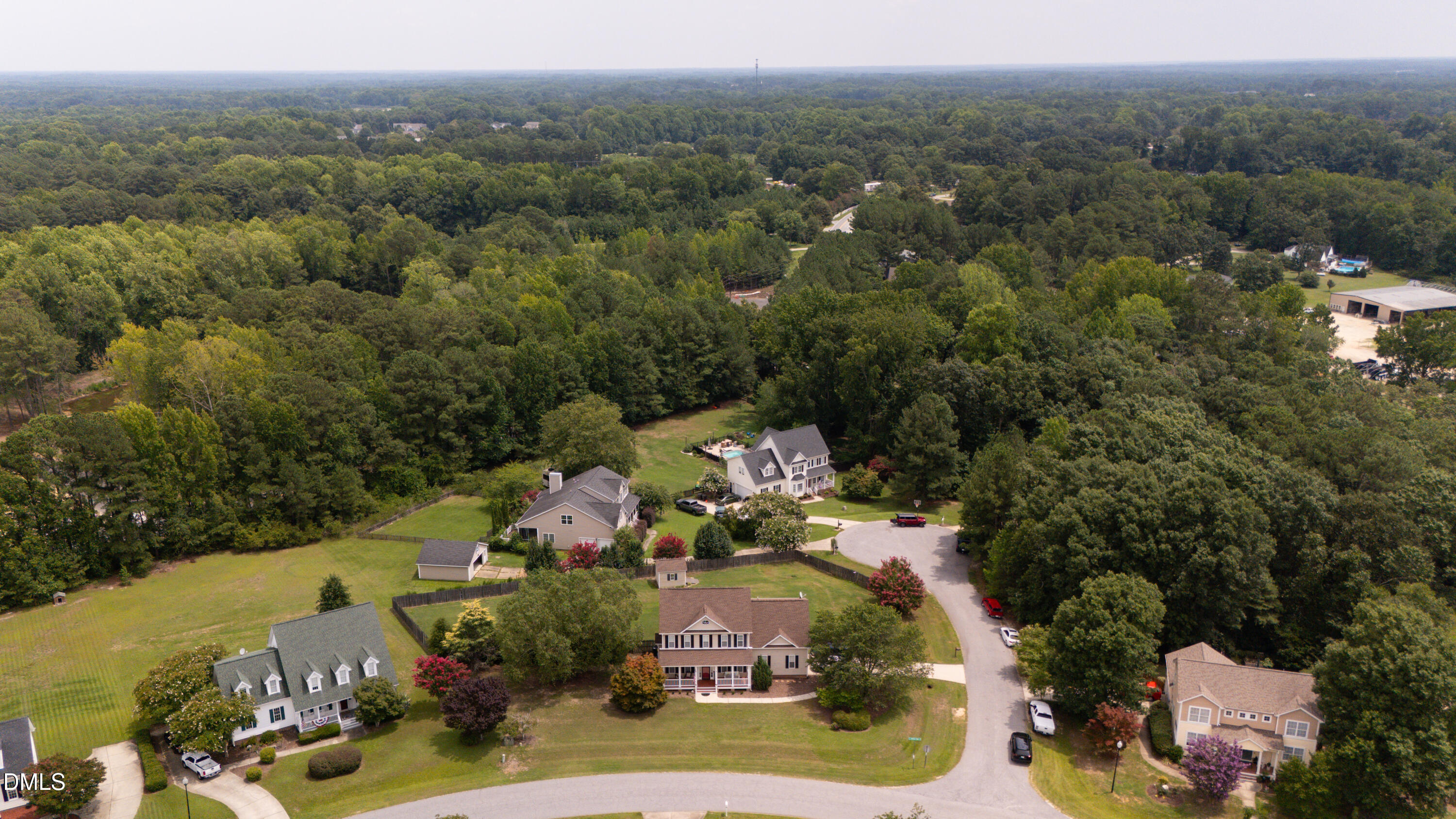 main property photo 50