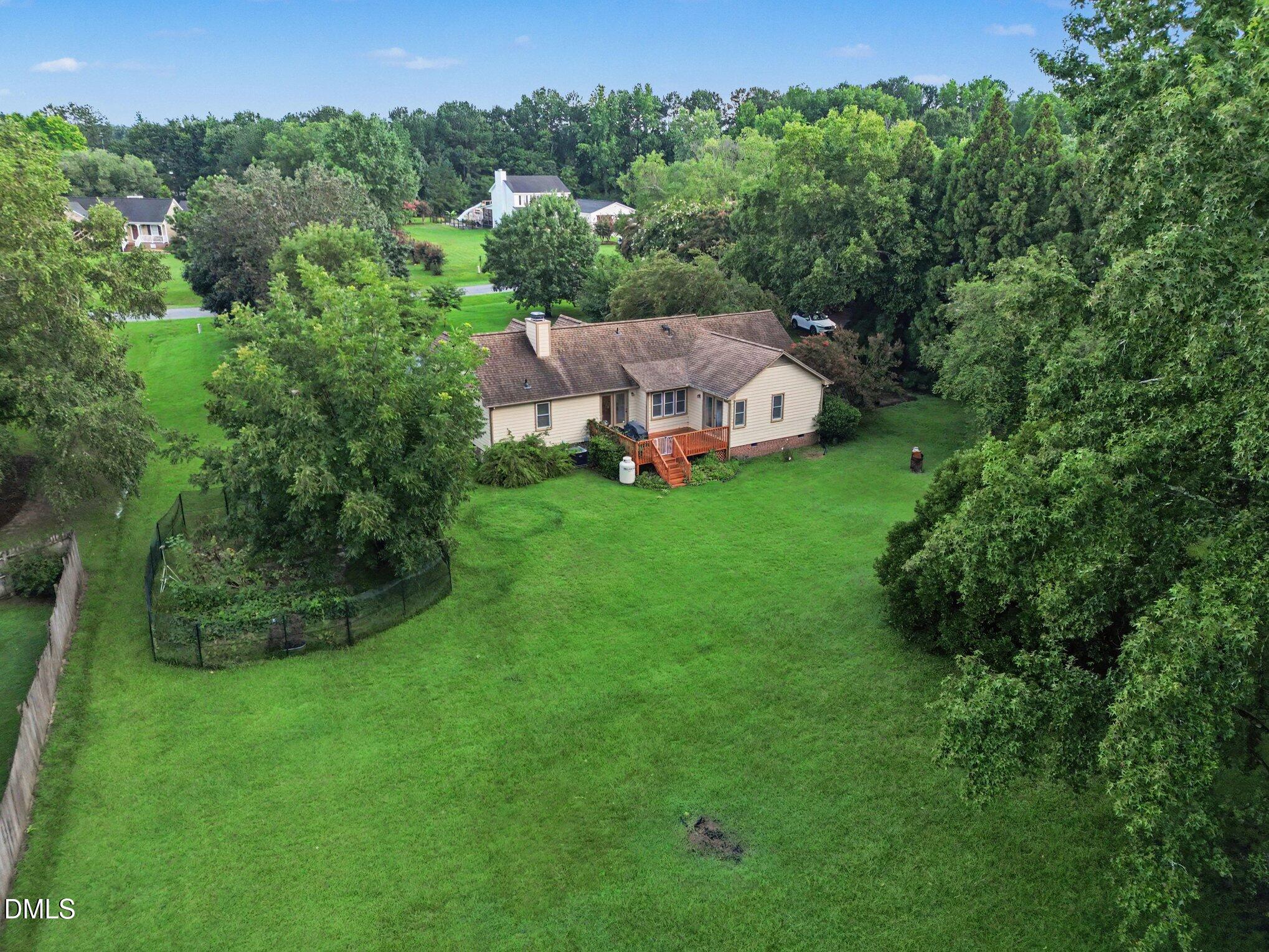 main property photo 29