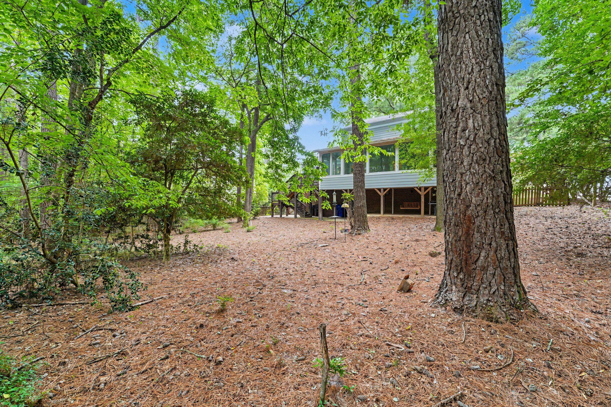 main property photo 27